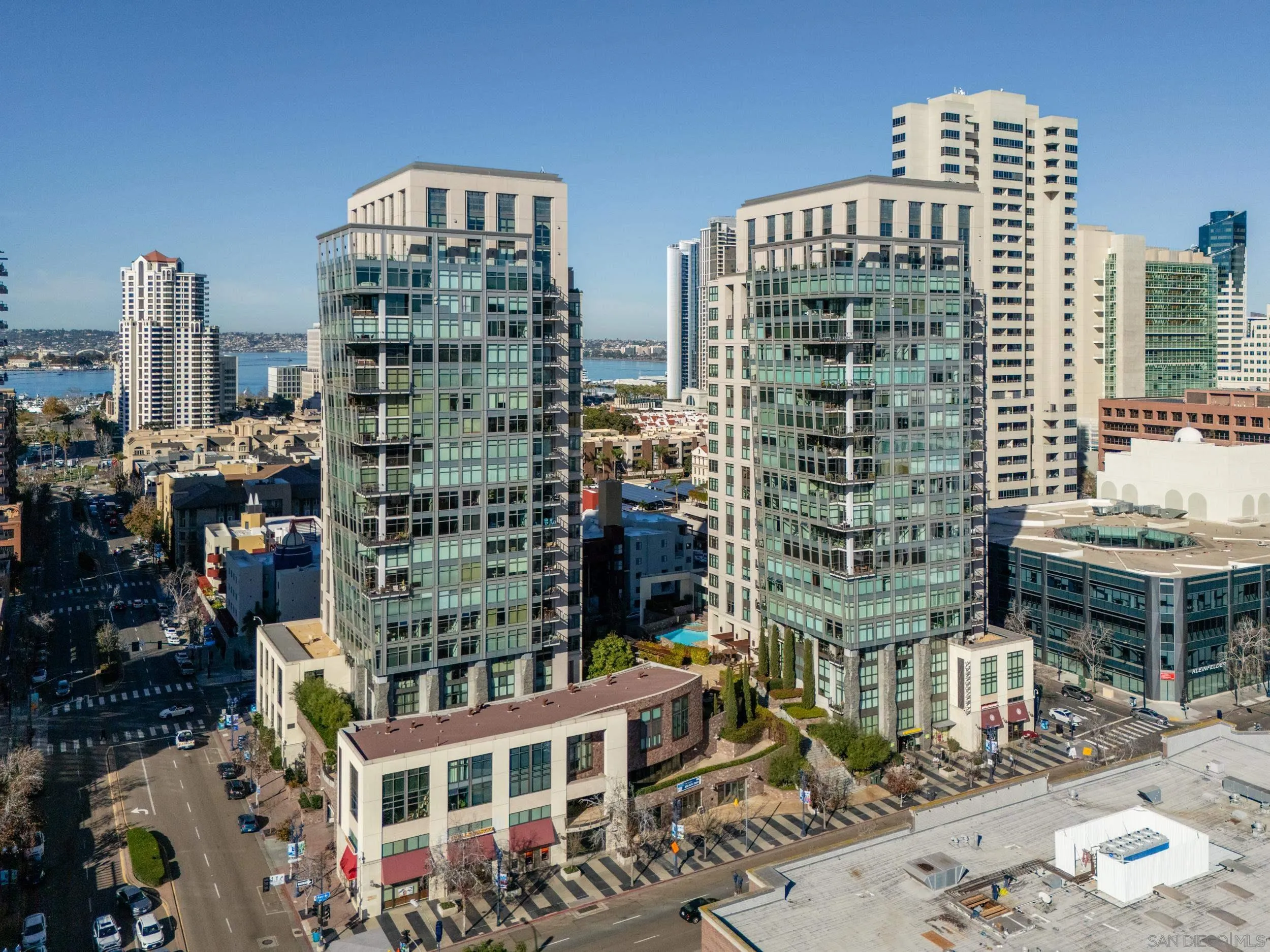 645 Front St Unit 1107