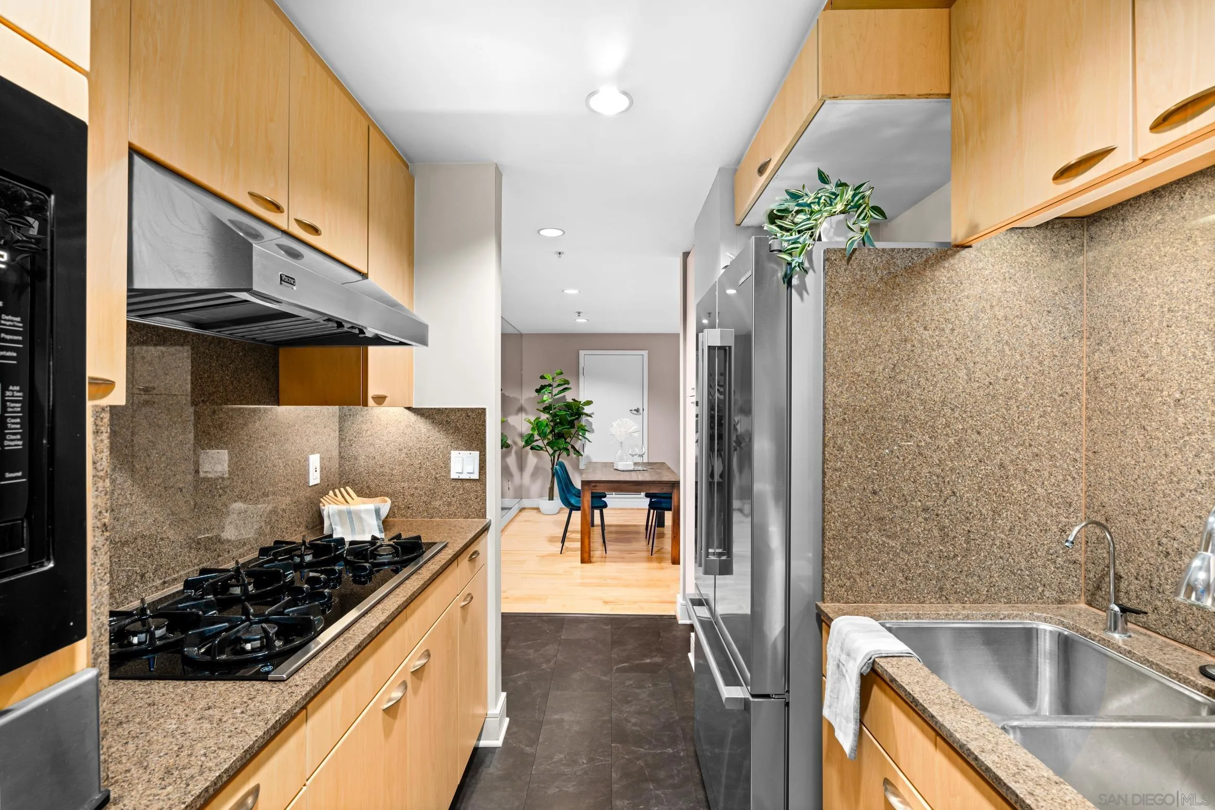 645 Front St Unit 1107