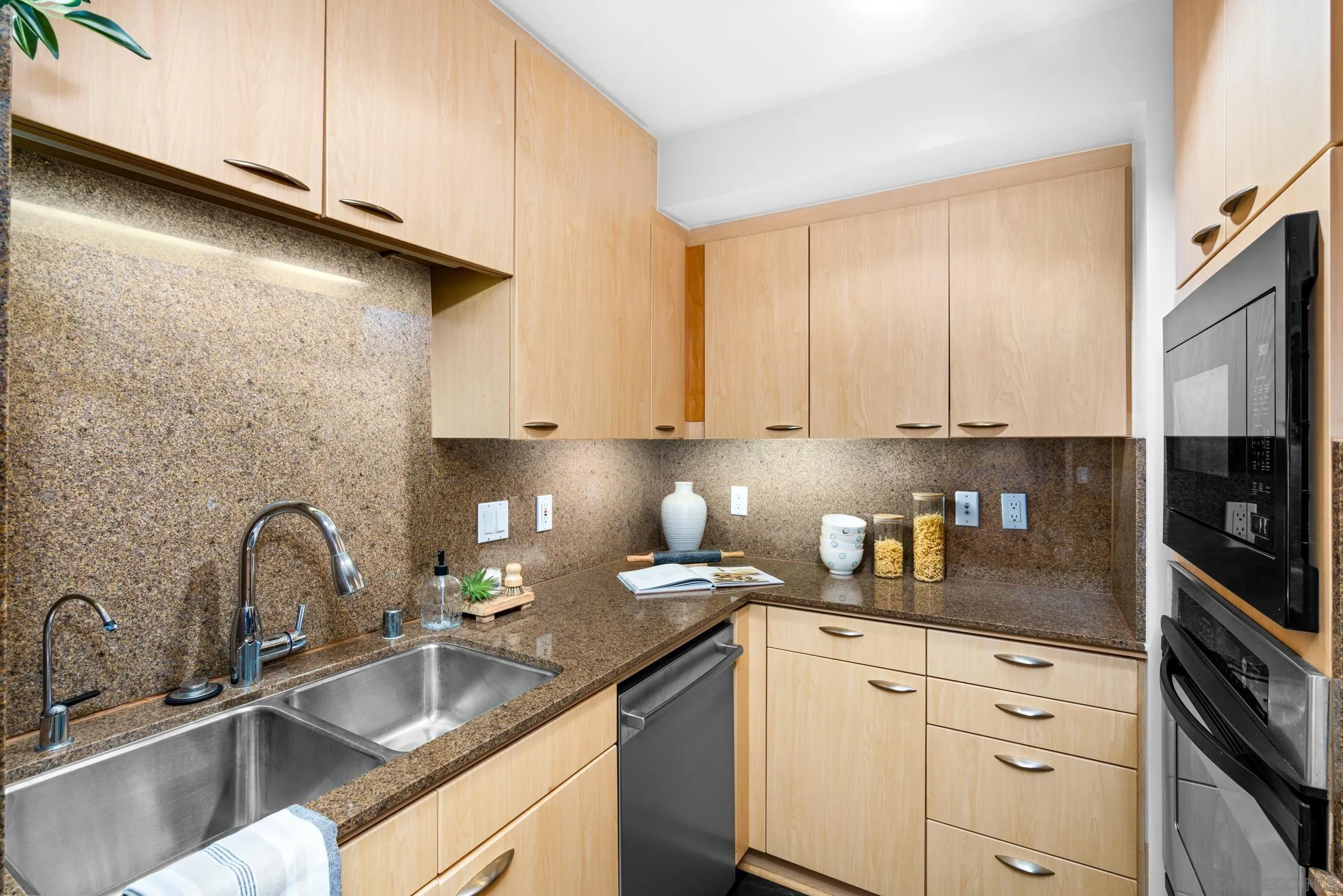 645 Front St Unit 1107