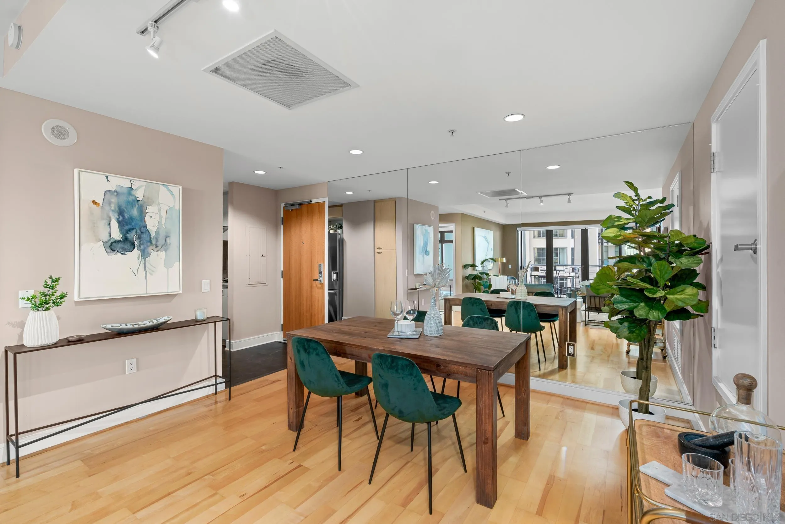 645 Front St Unit 1107