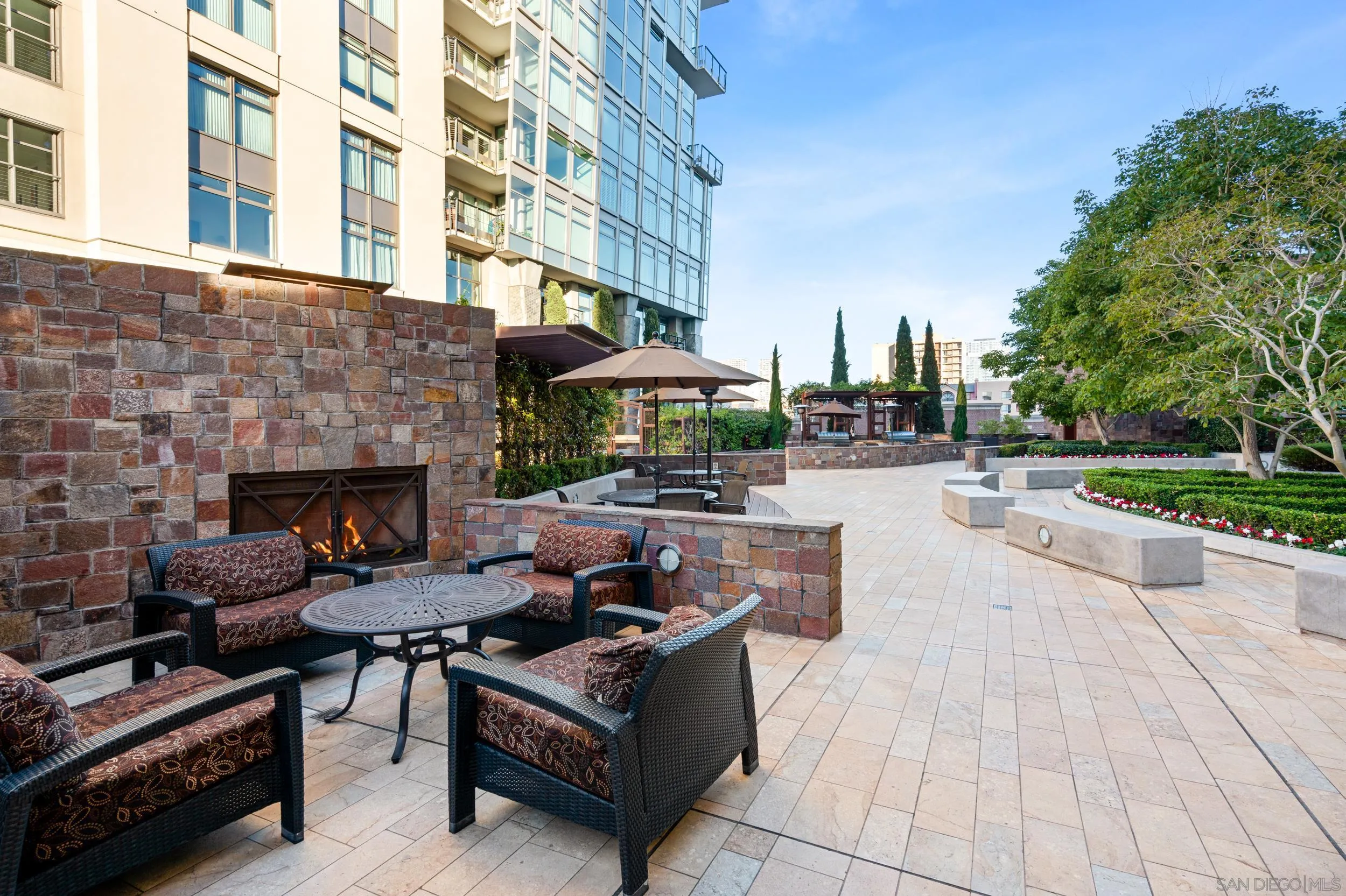 645 Front St Unit 1107