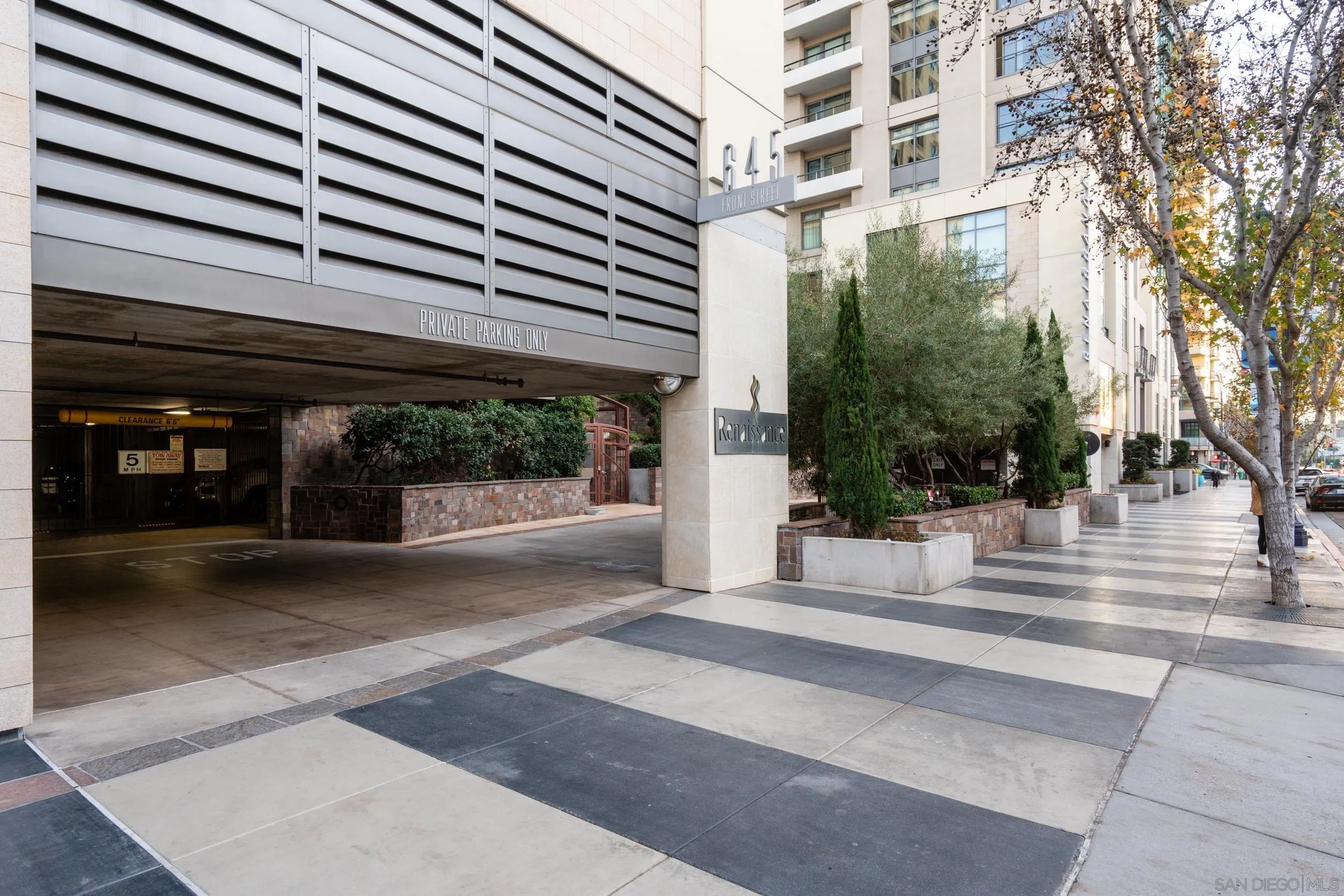 645 Front St Unit 1107