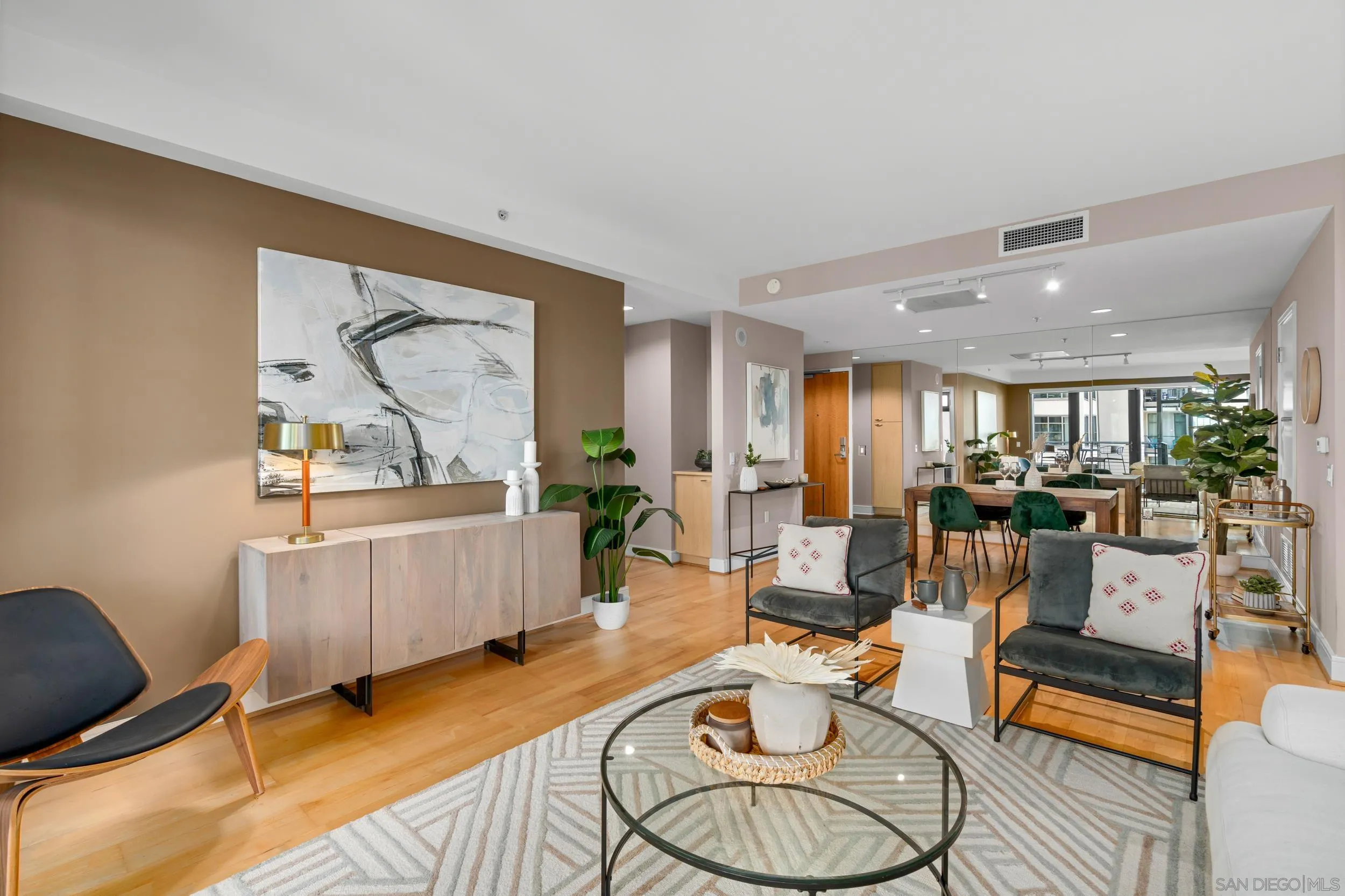 645 Front St Unit 1107