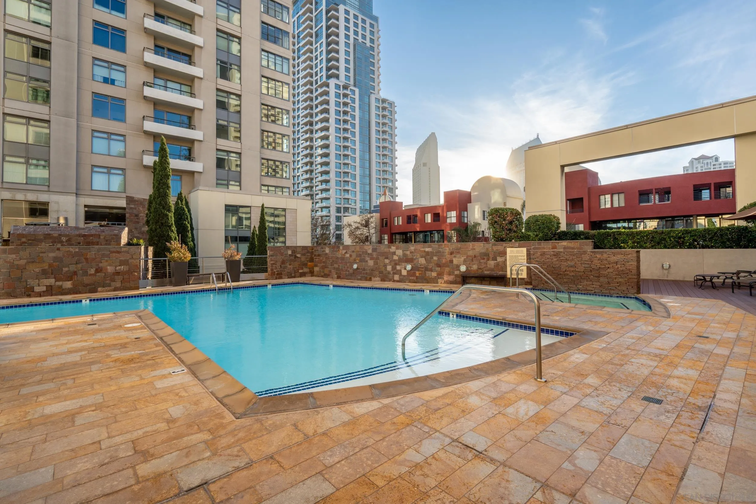 645 Front St Unit 1107