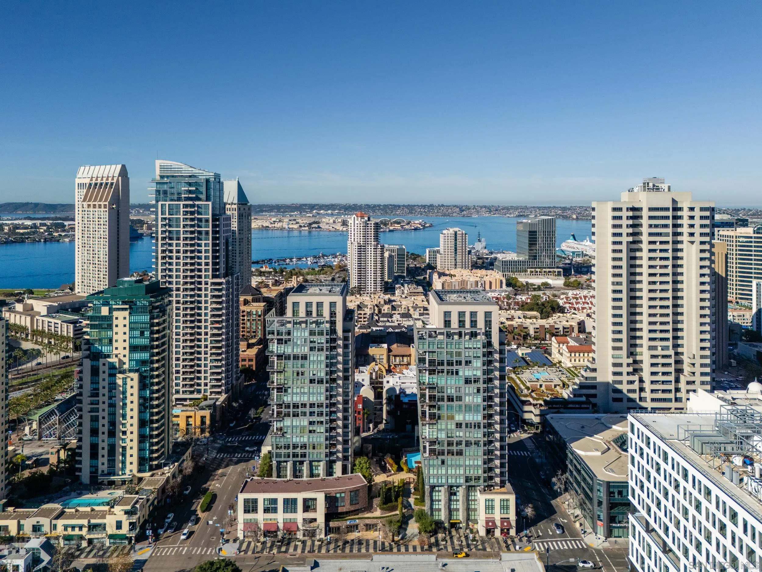 645 Front St Unit 1107