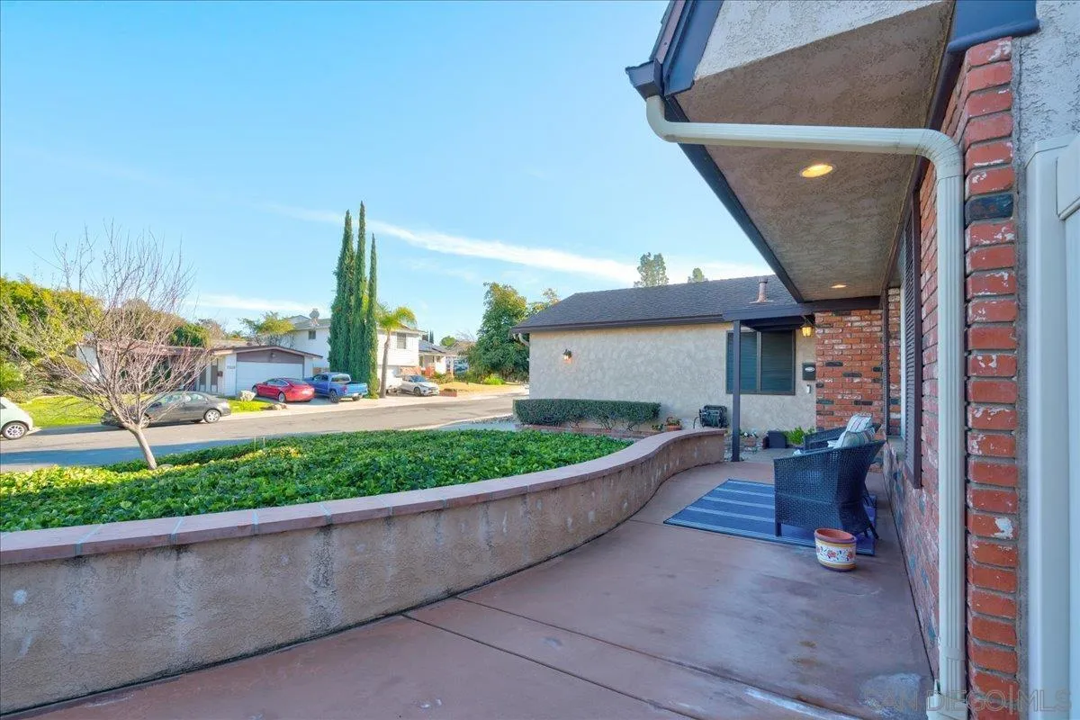 7318 Turnford Dr