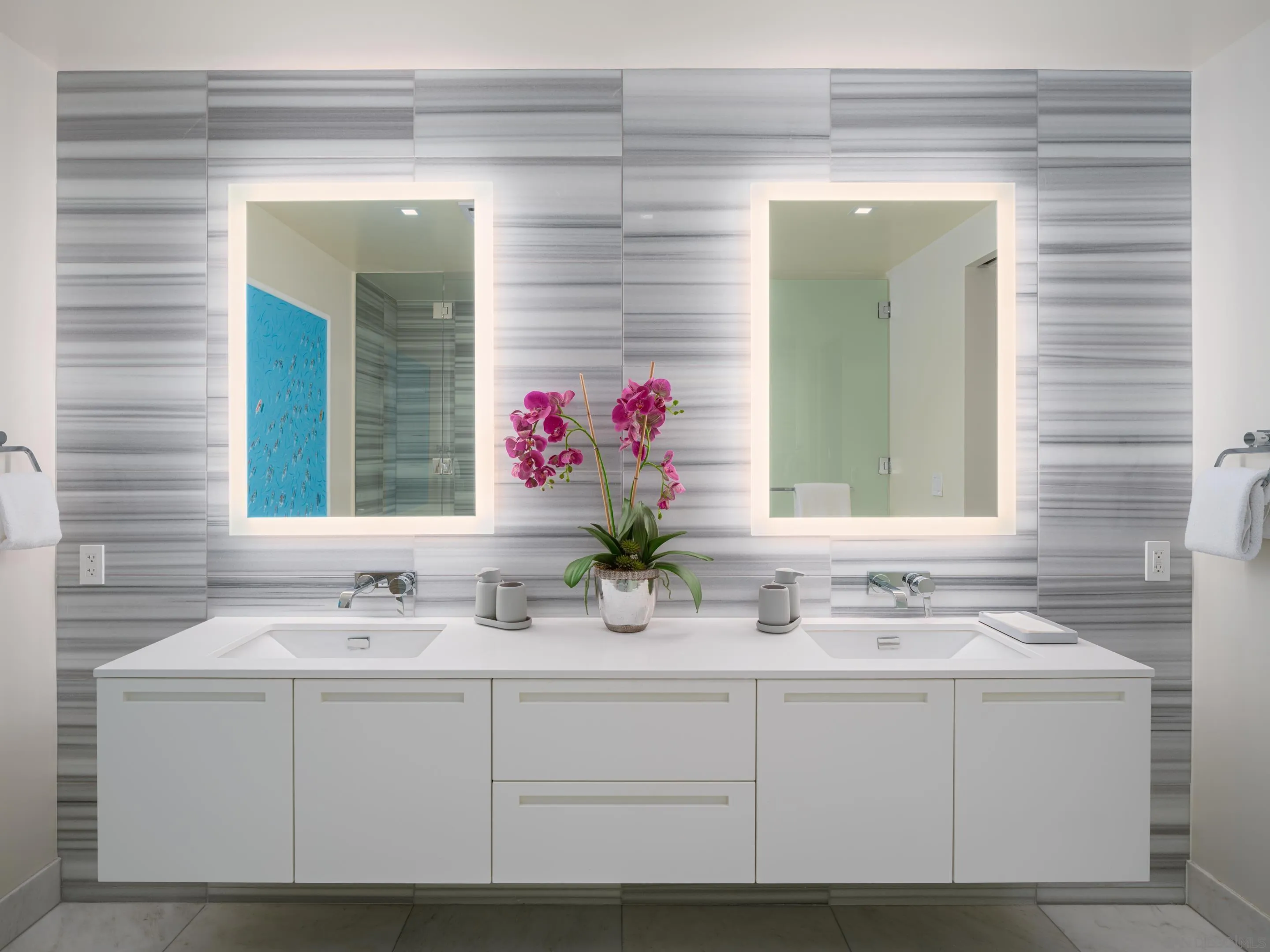2855 5th Ave Unit 1204