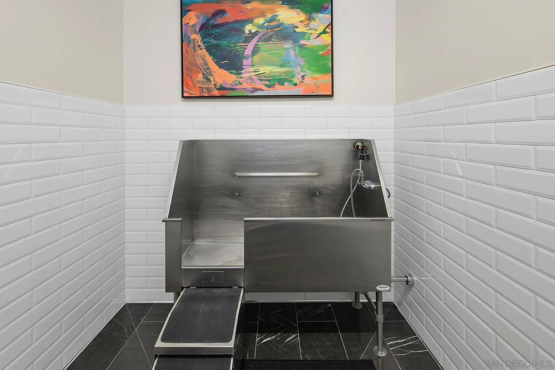 2855 5th Ave Unit 1204