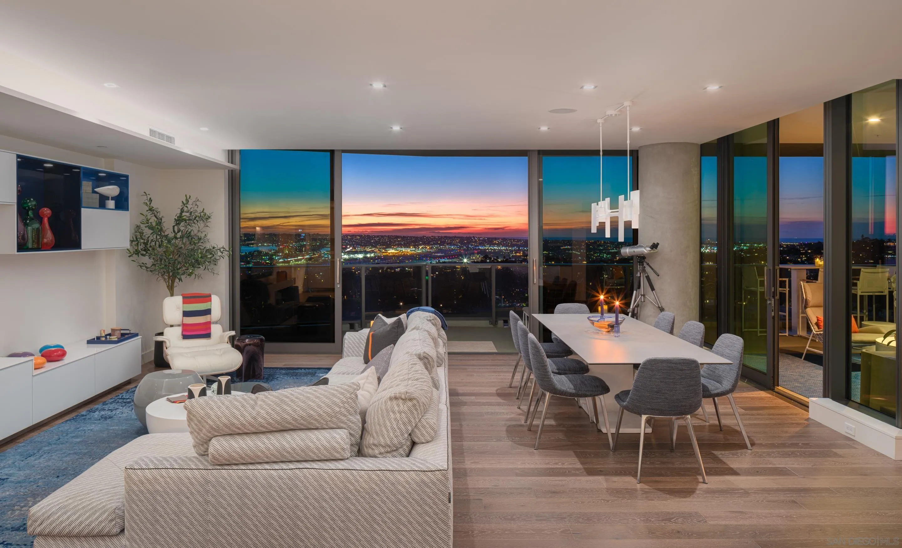 2855 5th Ave Unit 1204