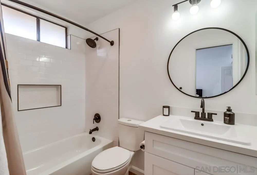 4151 34th St Unit 1