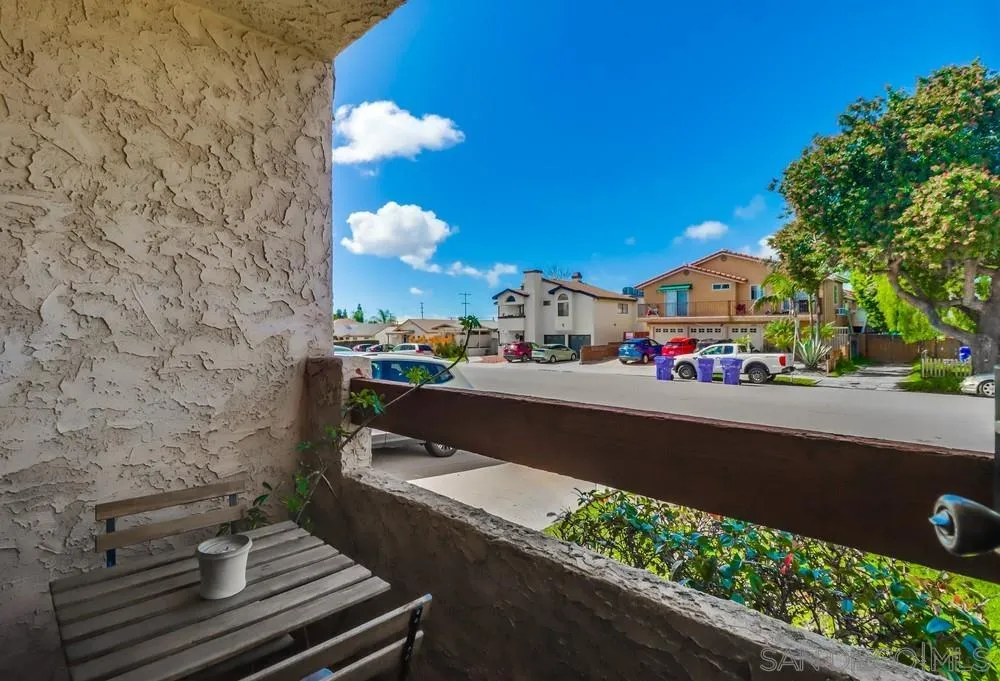 4151 34th St Unit 1