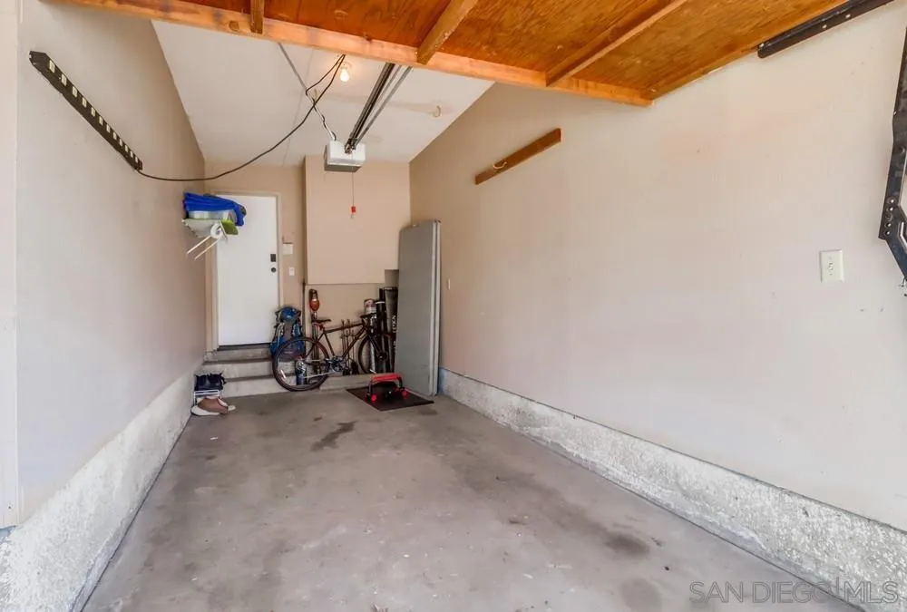 4151 34th St Unit 1