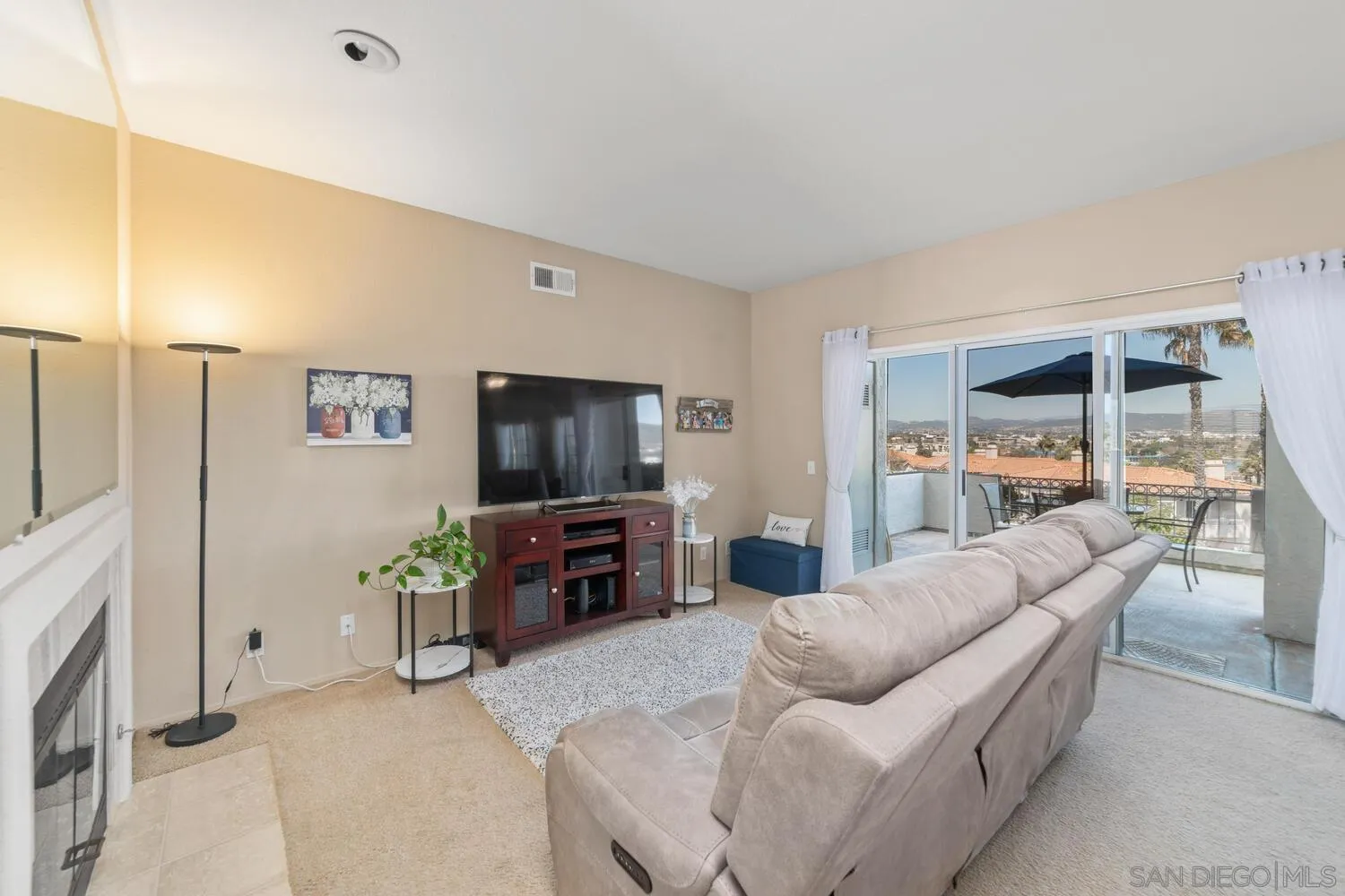 1610 Camino Rociar