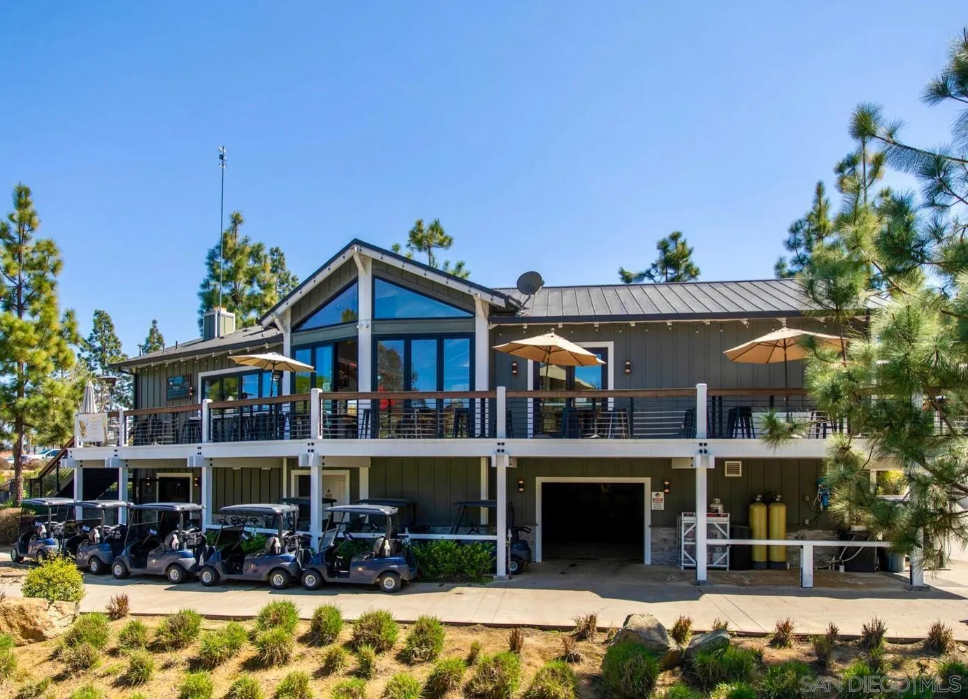 1610 Camino Rociar