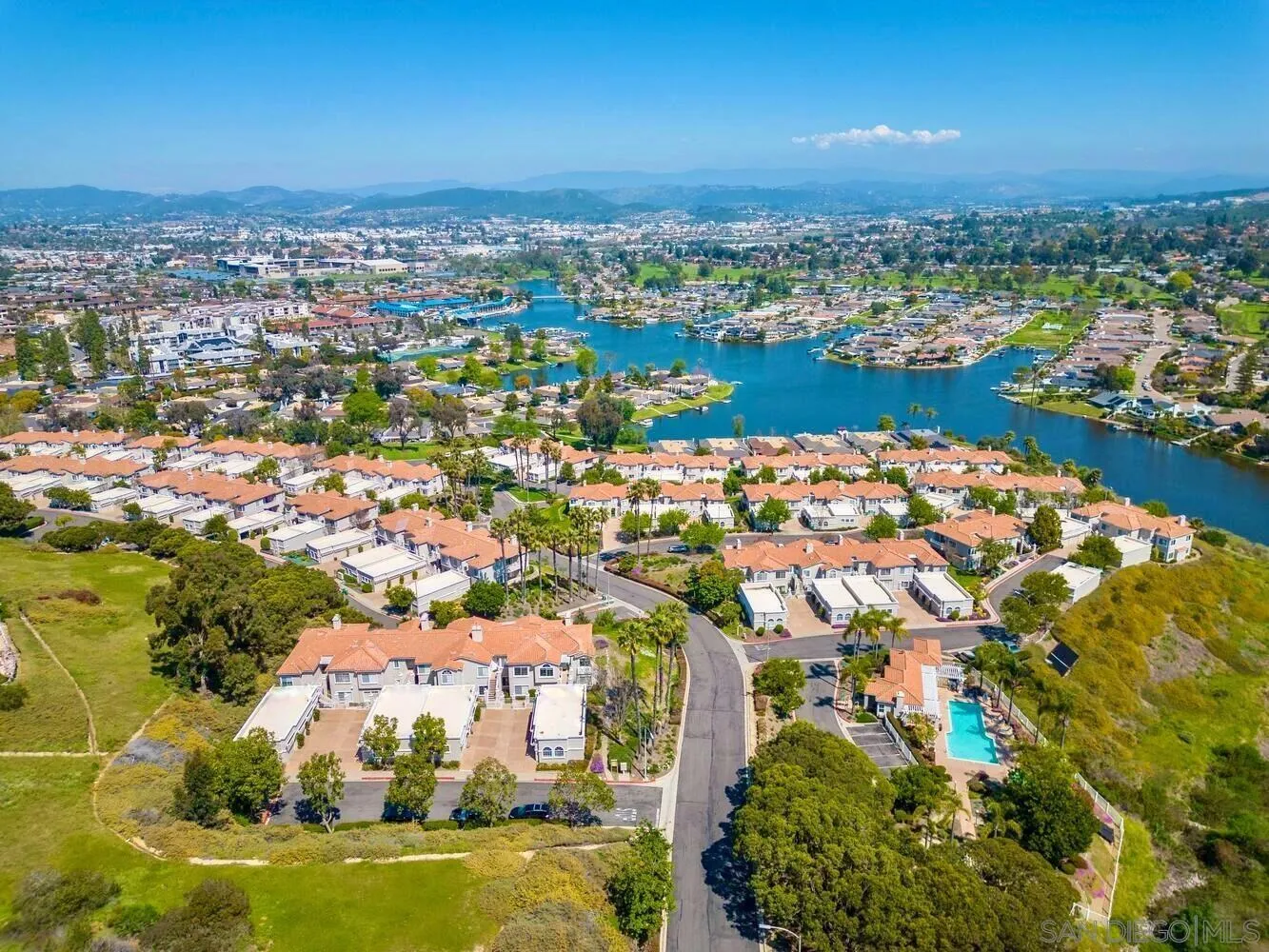 1610 Camino Rociar