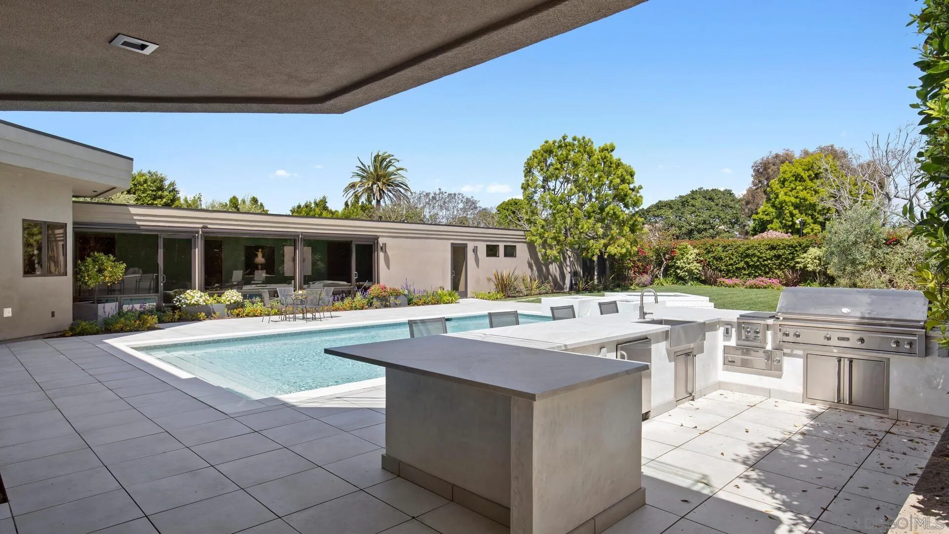 7778 Starlight Dr