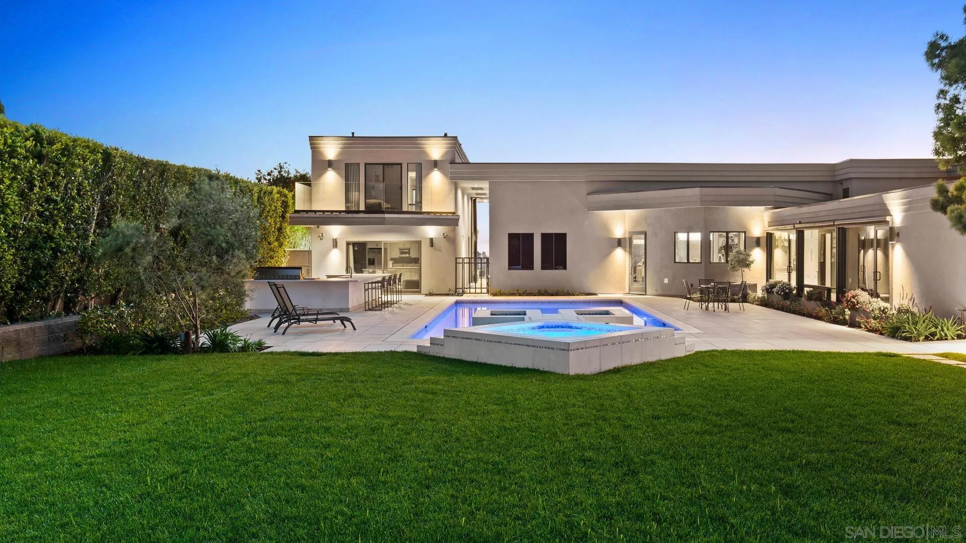 7778 Starlight Dr