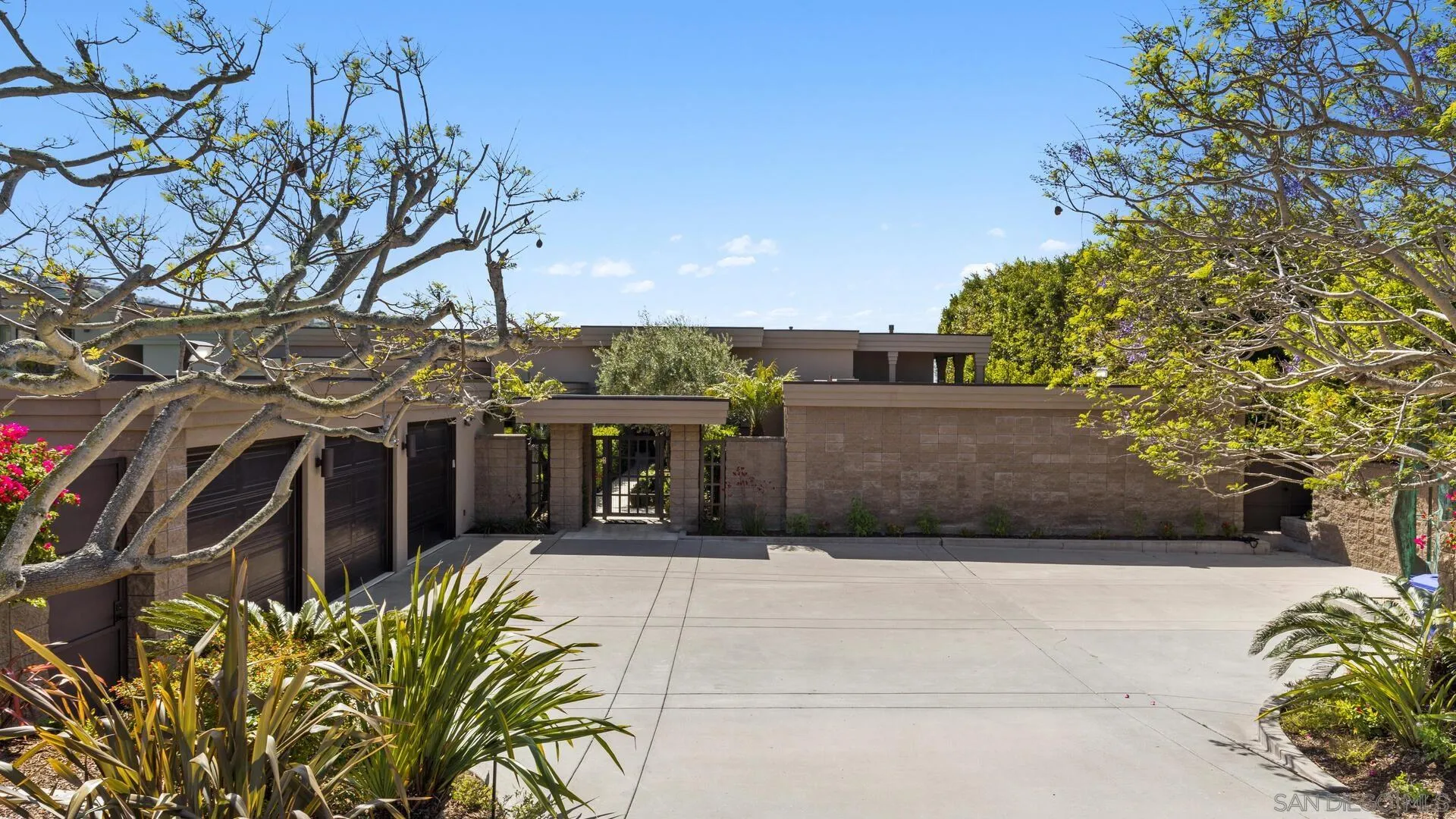 7778 Starlight Dr