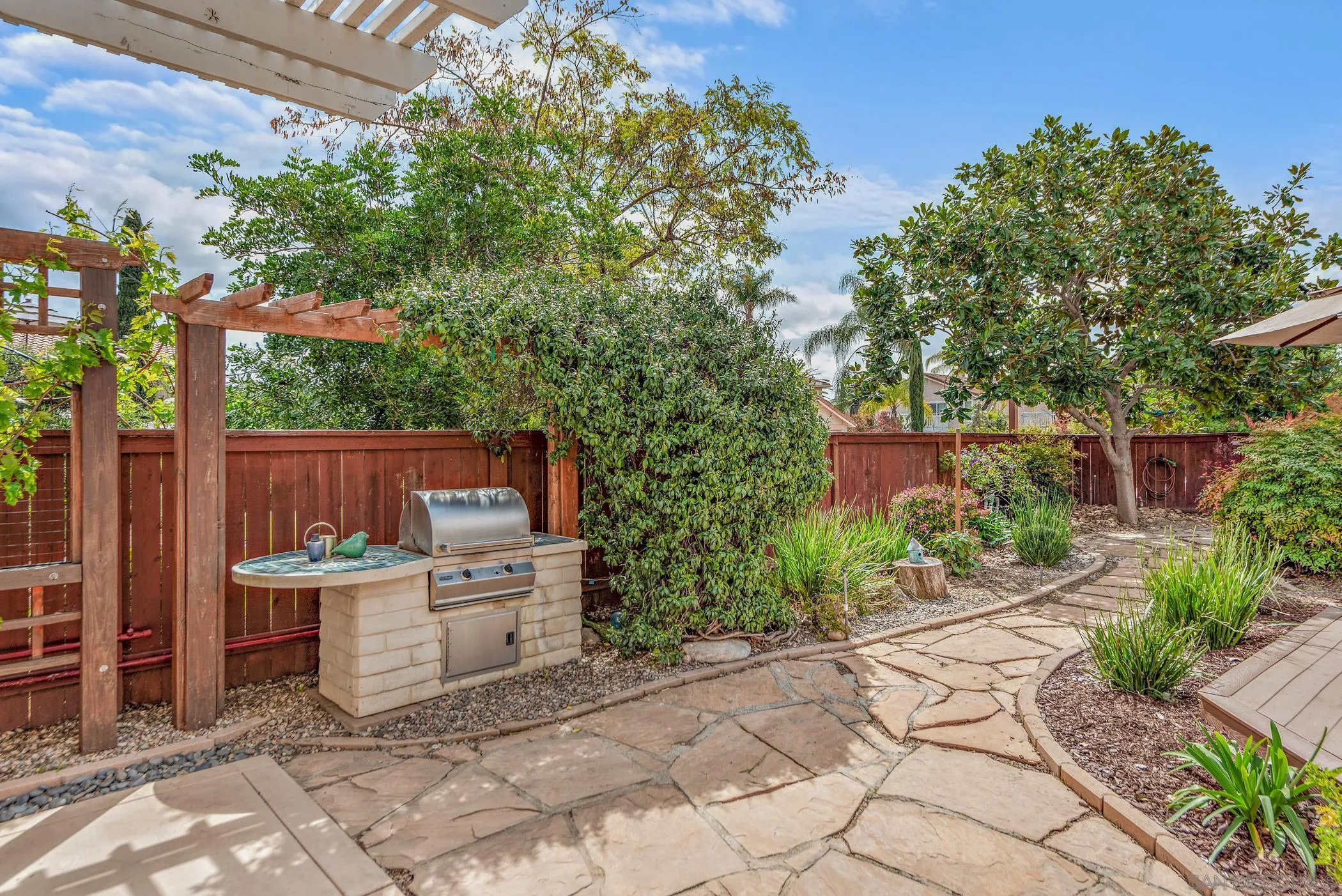 111 Wintercreek Pl