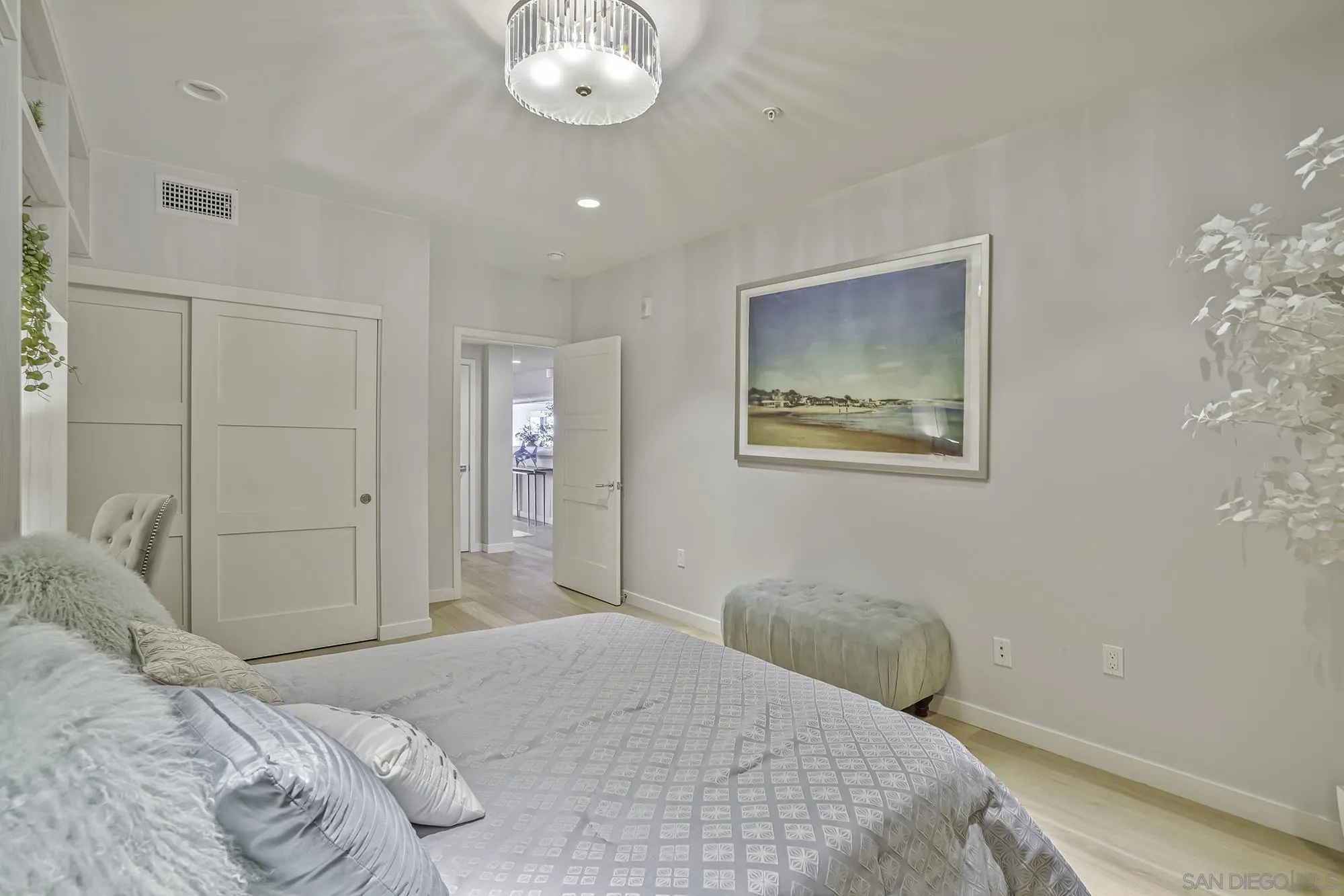 6767 Neptune Pl Unit 104