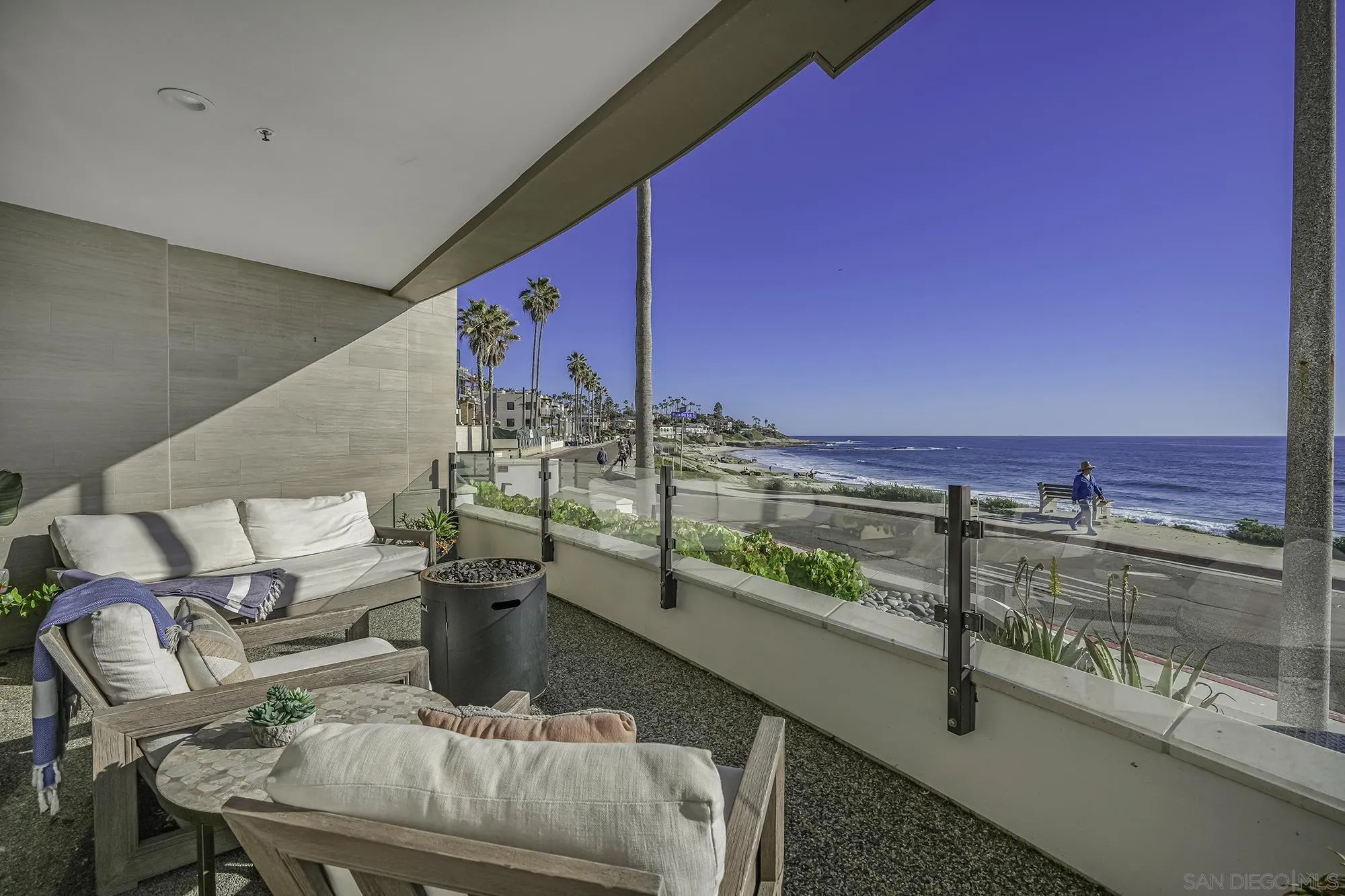 6767 Neptune Pl Unit 104