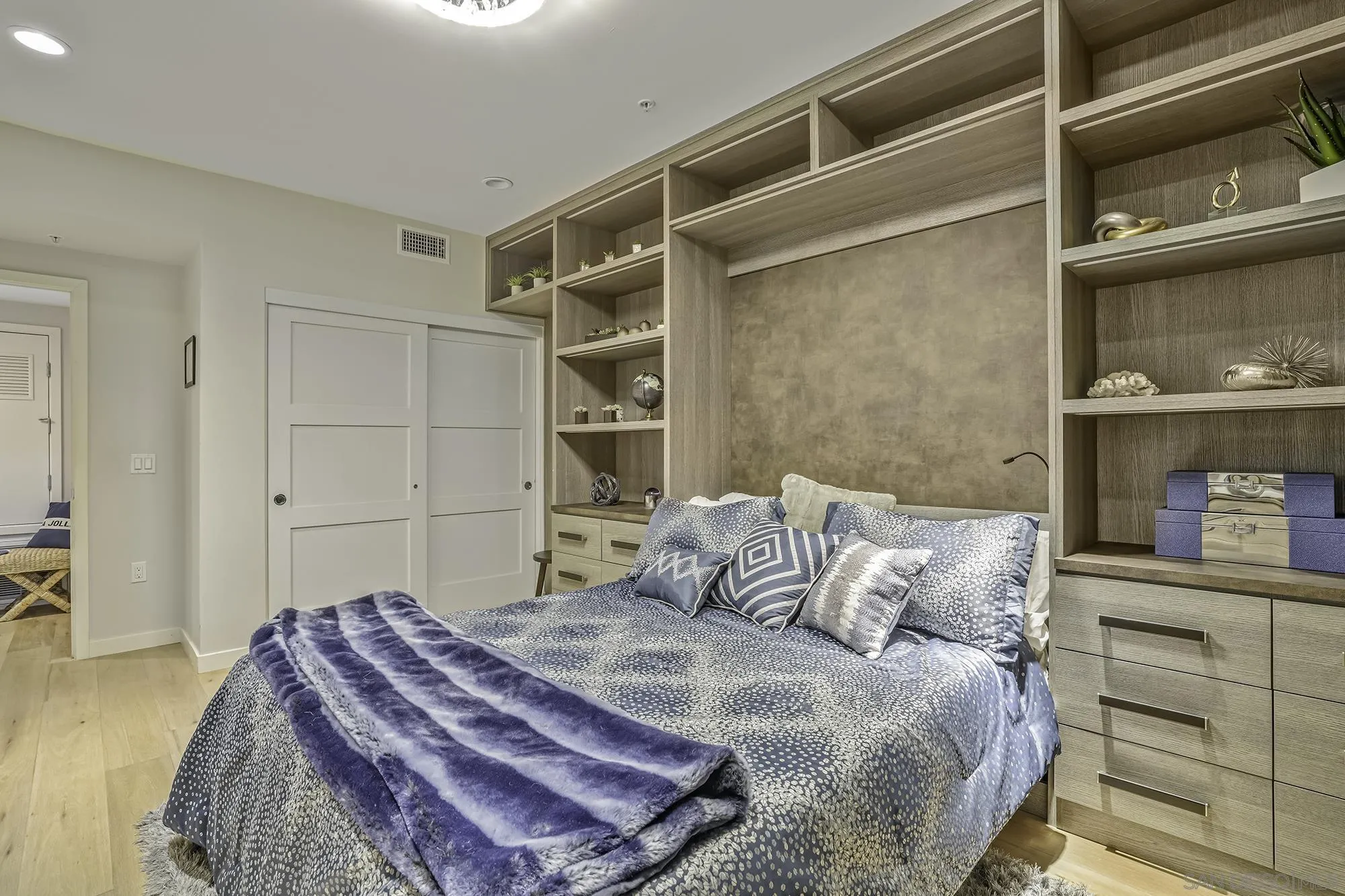 6767 Neptune Pl Unit 104