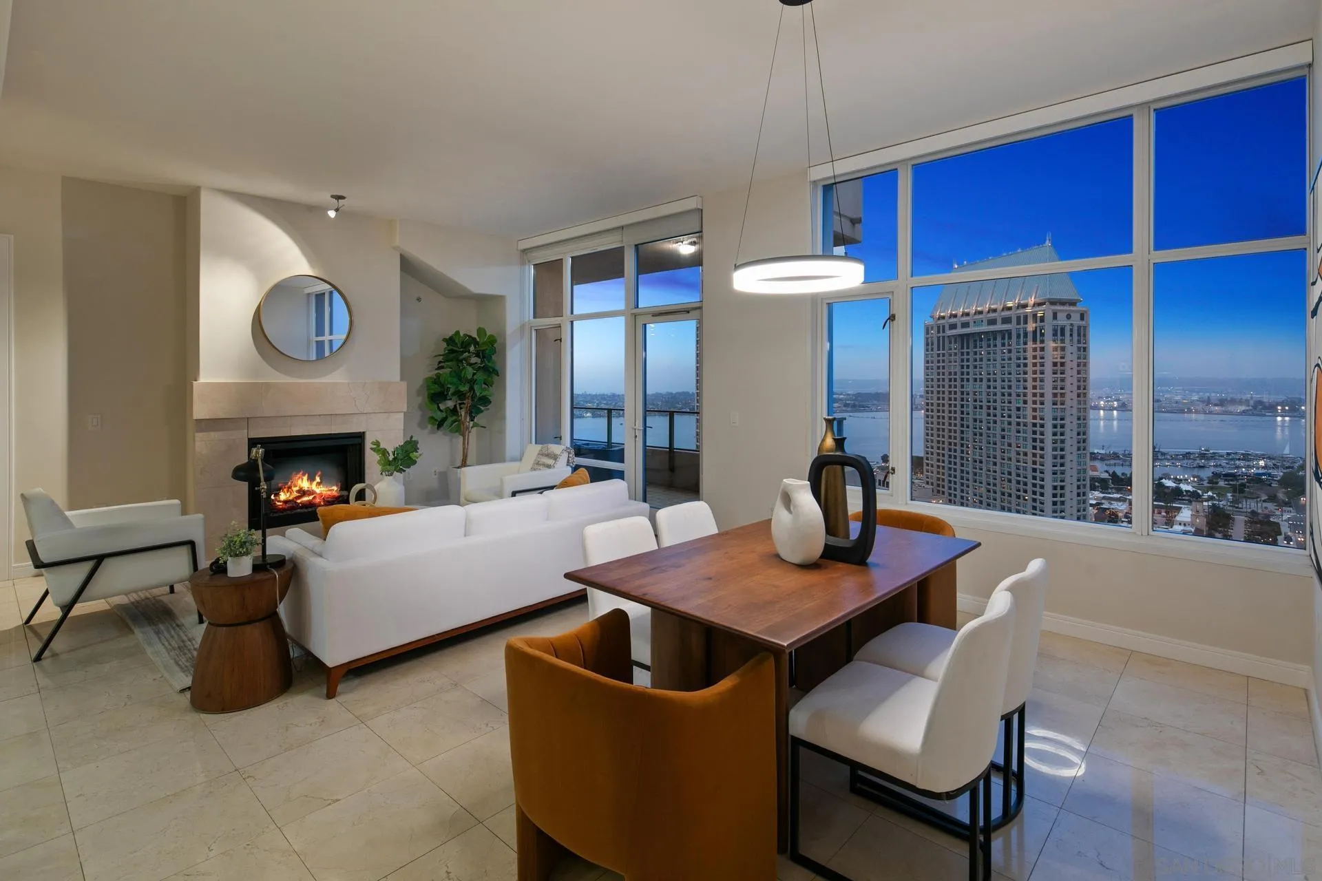 550 Front St. Unit 2304