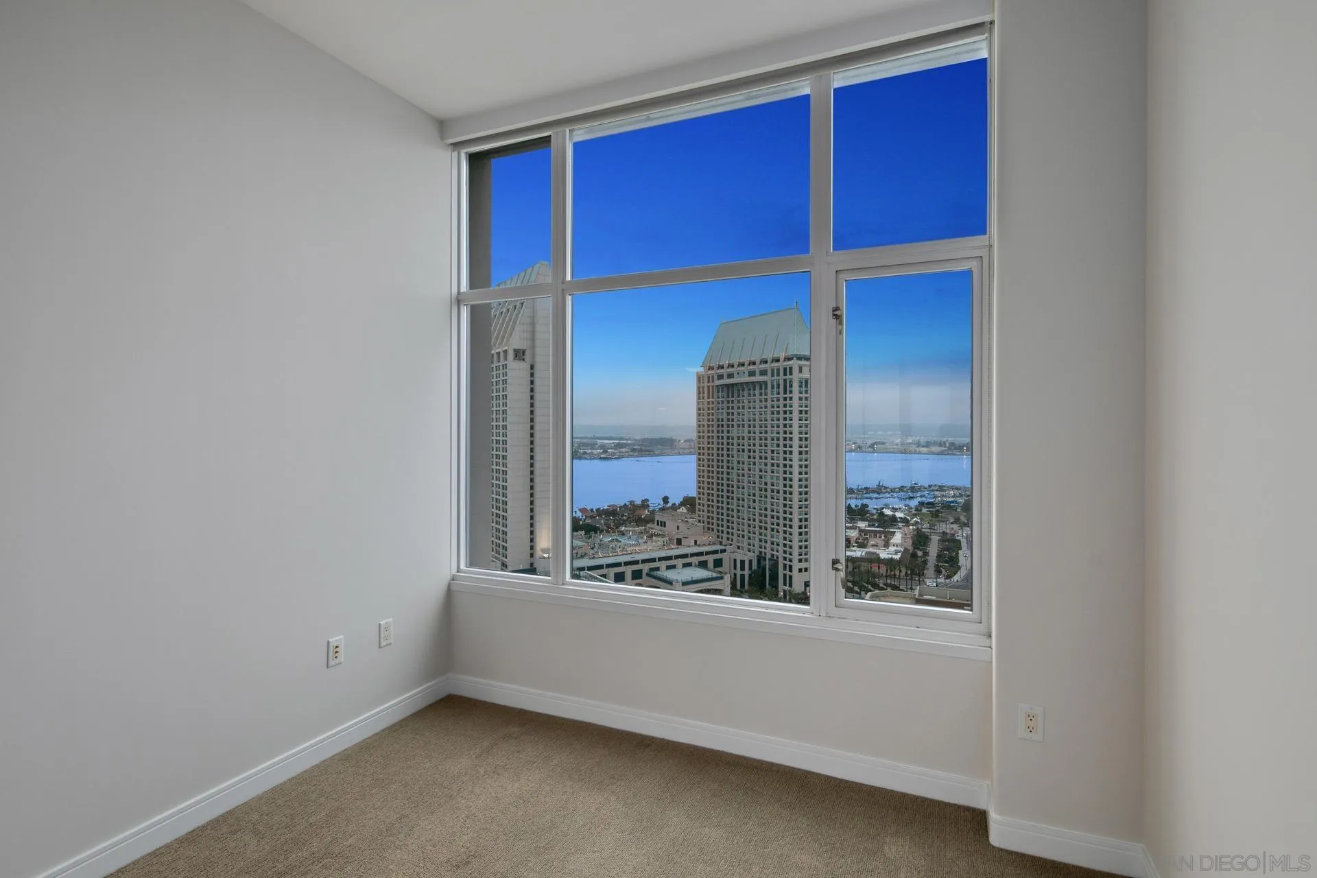 550 Front St. Unit 2304
