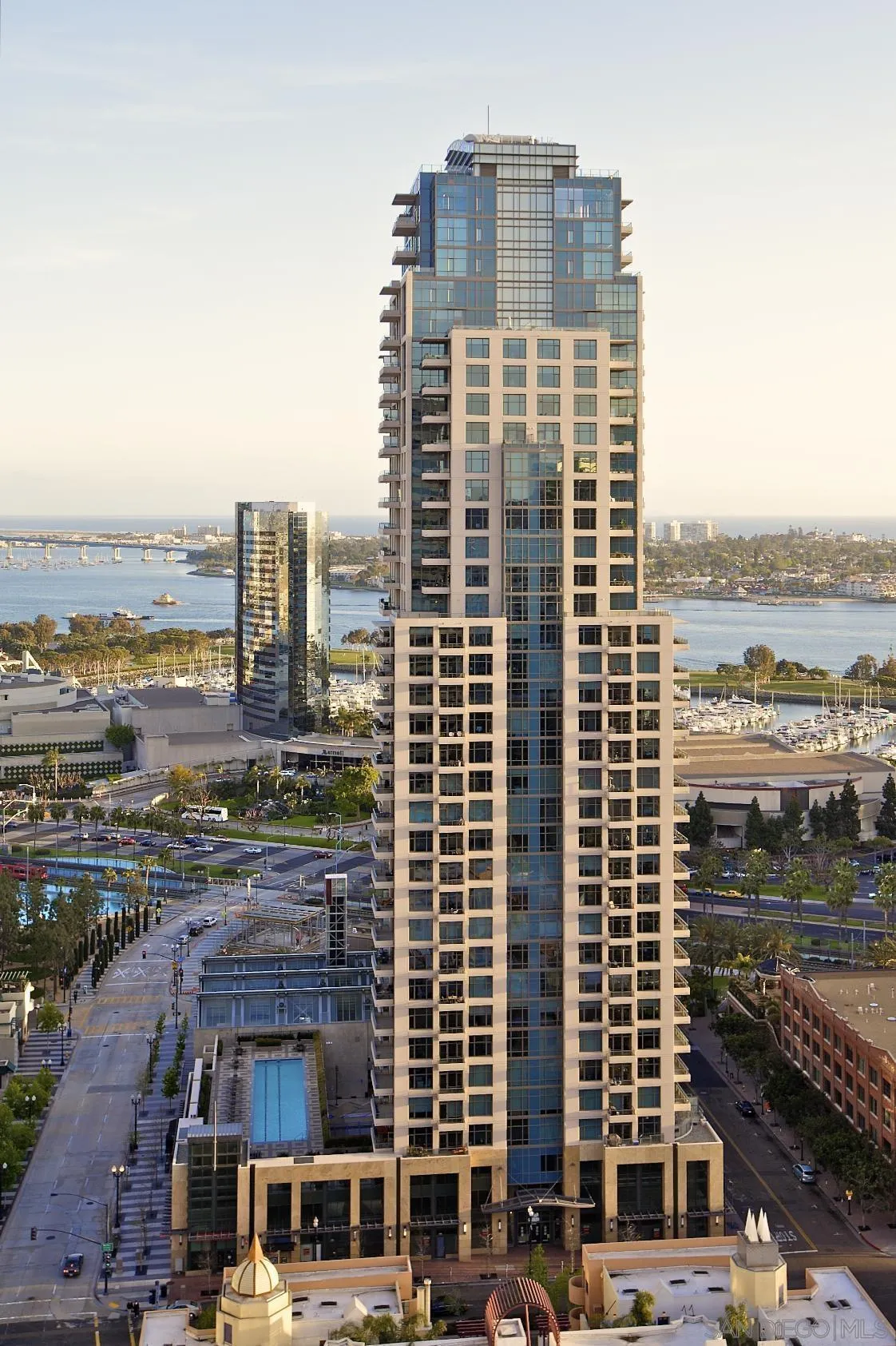 550 Front St. Unit 2304