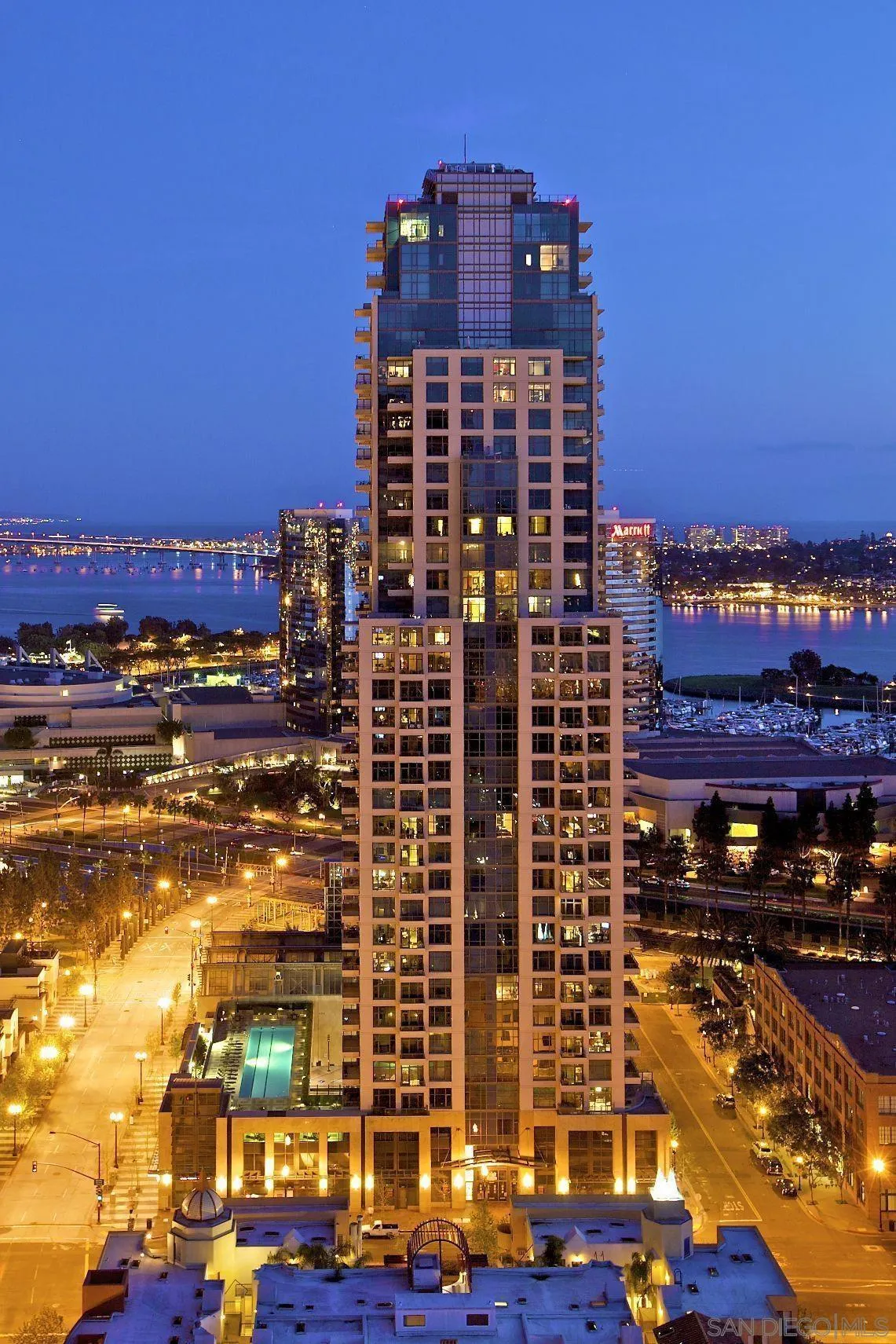 550 Front St. Unit 2304