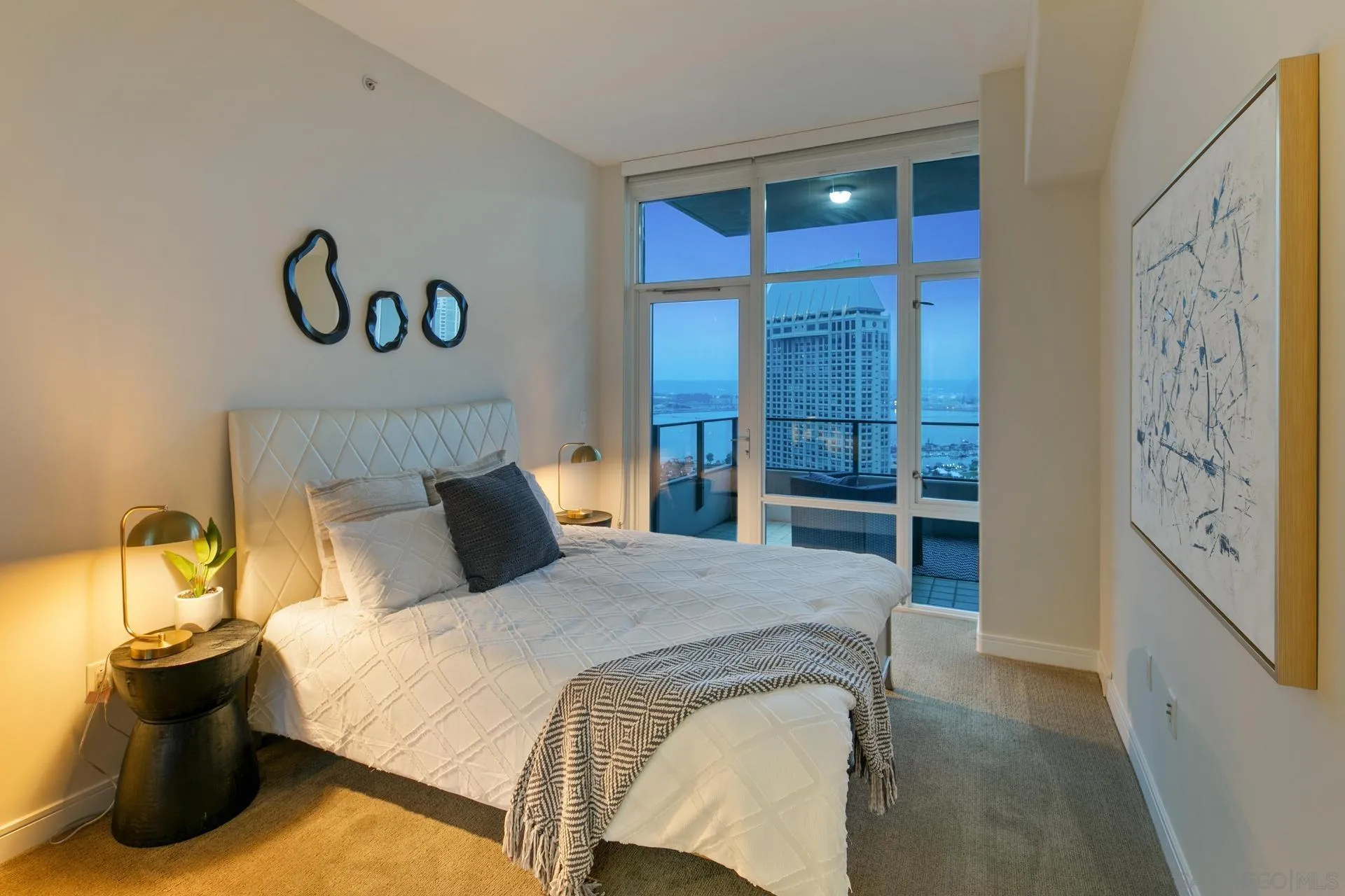 550 Front St. Unit 2304