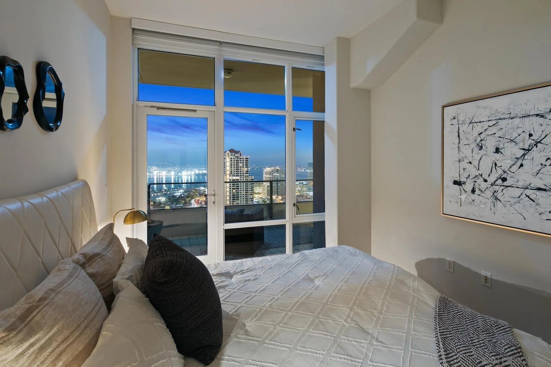 550 Front St. Unit 2304