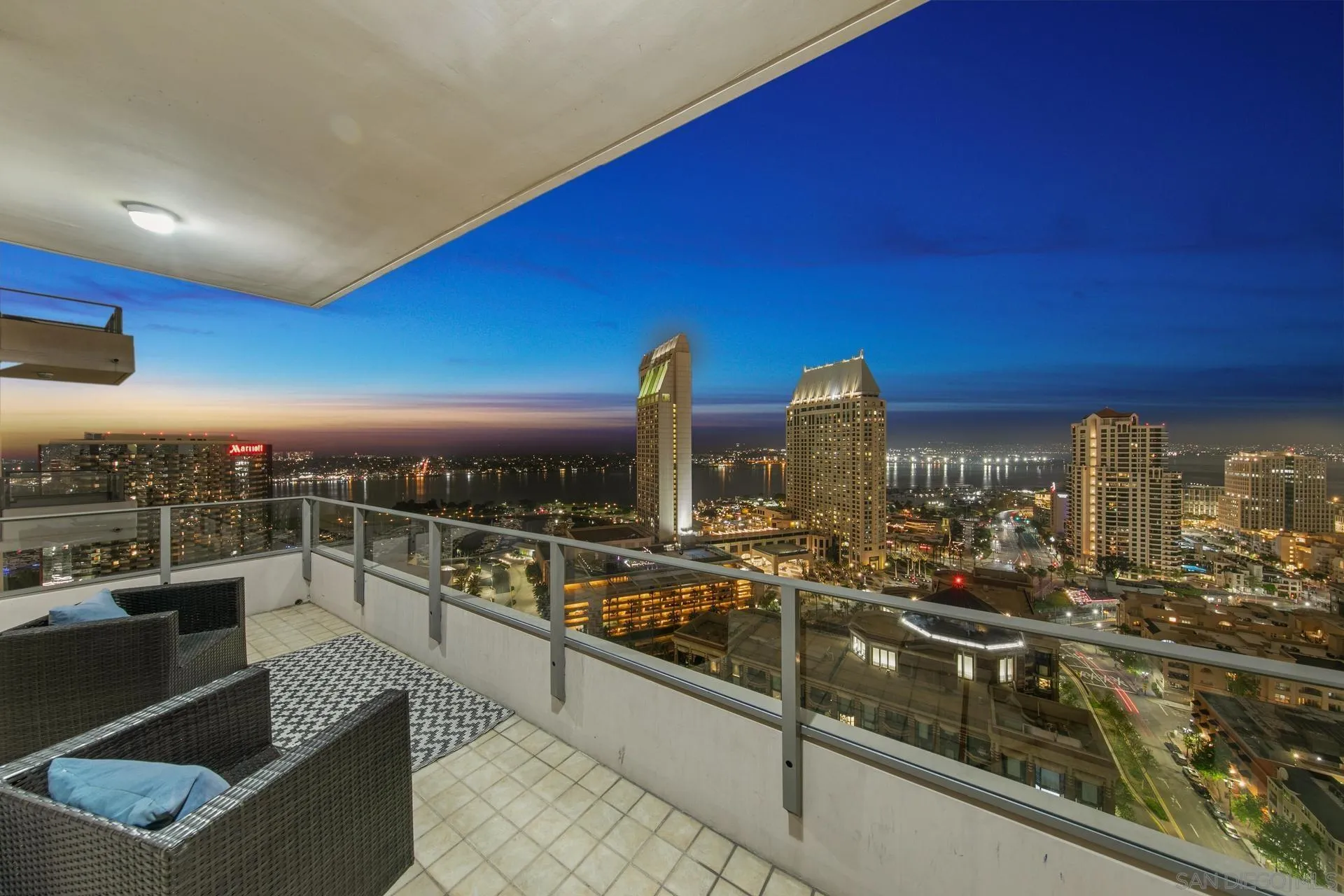 550 Front St. Unit 2304