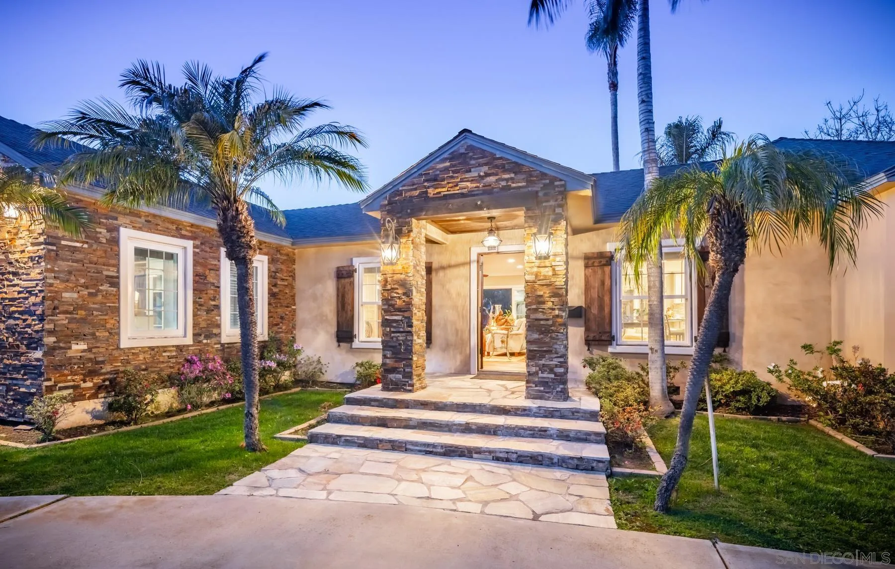2980 Chatsworth Blvd