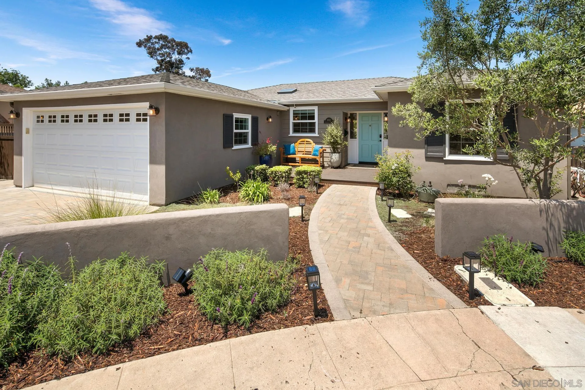4882 Lucille Place
