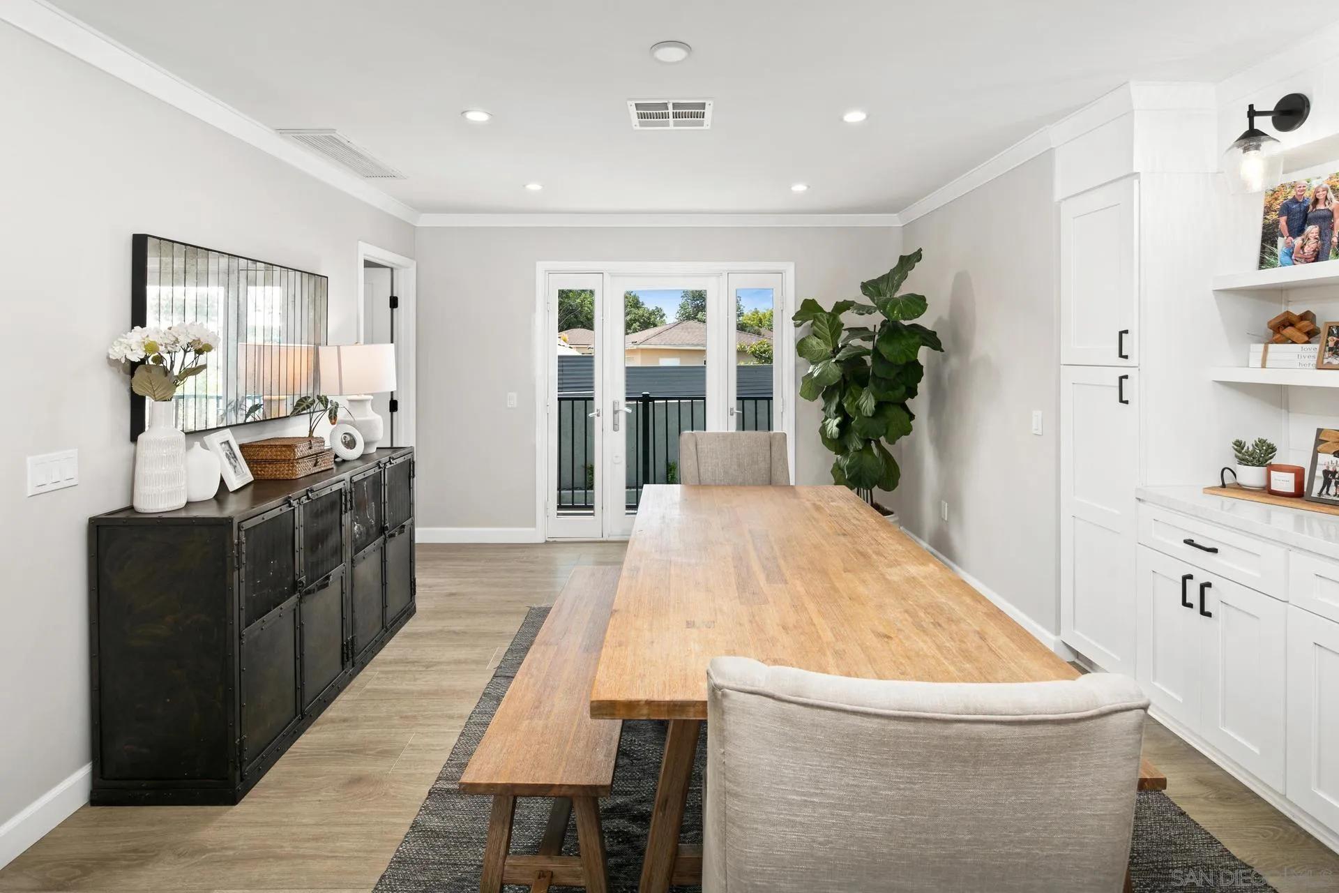 4882 Lucille Place