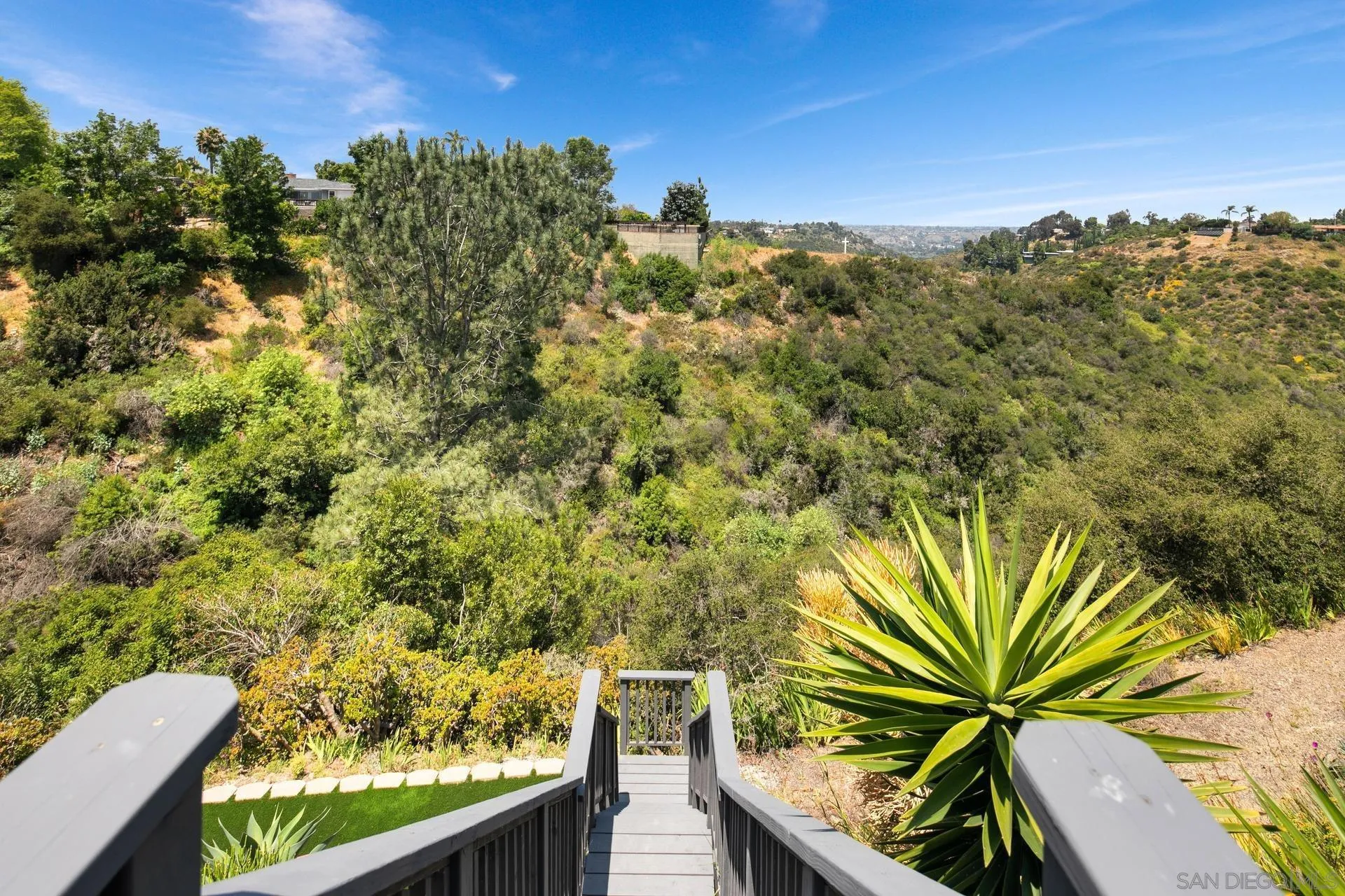 4882 Lucille Place