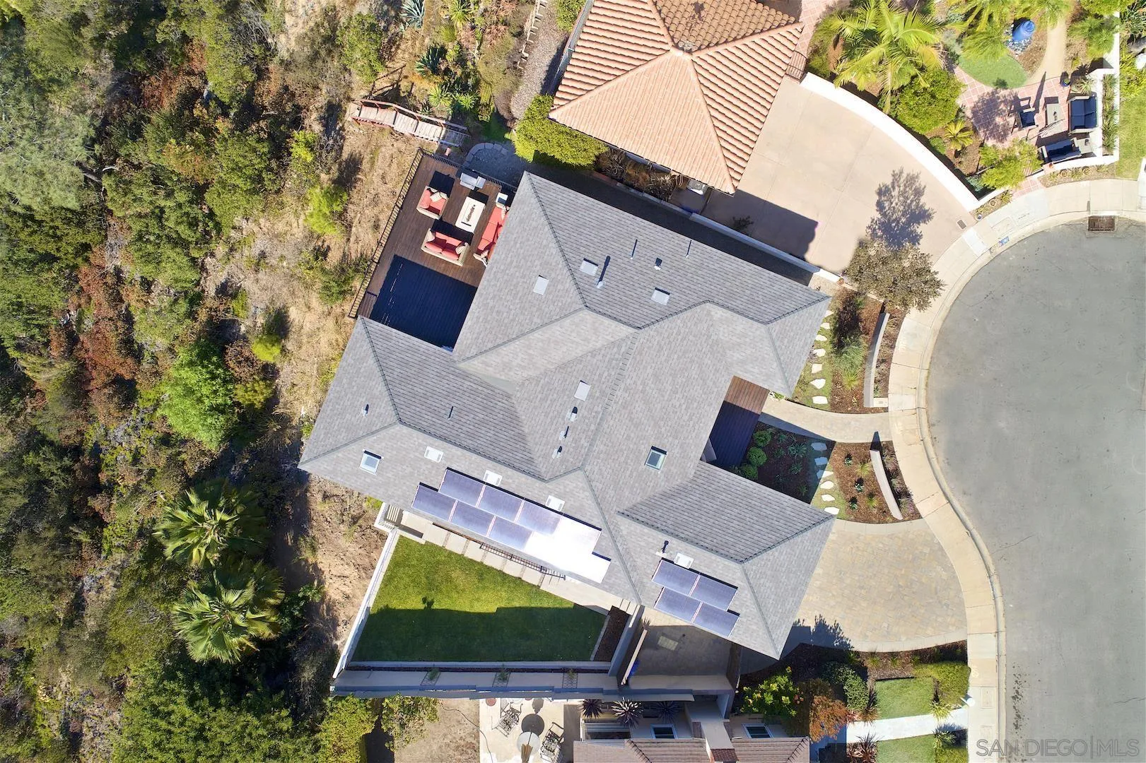 4882 Lucille Place