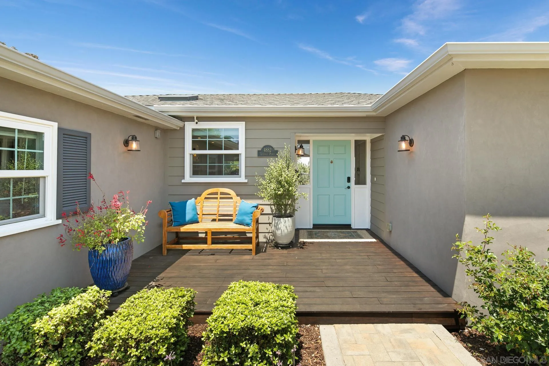 4882 Lucille Place