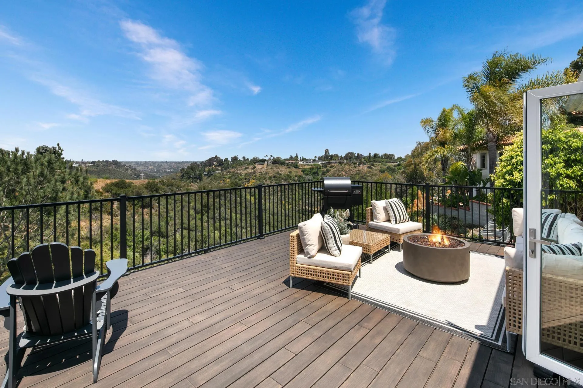 4882 Lucille Place