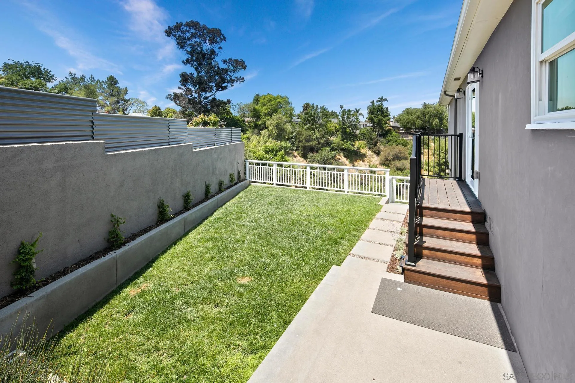 4882 Lucille Place