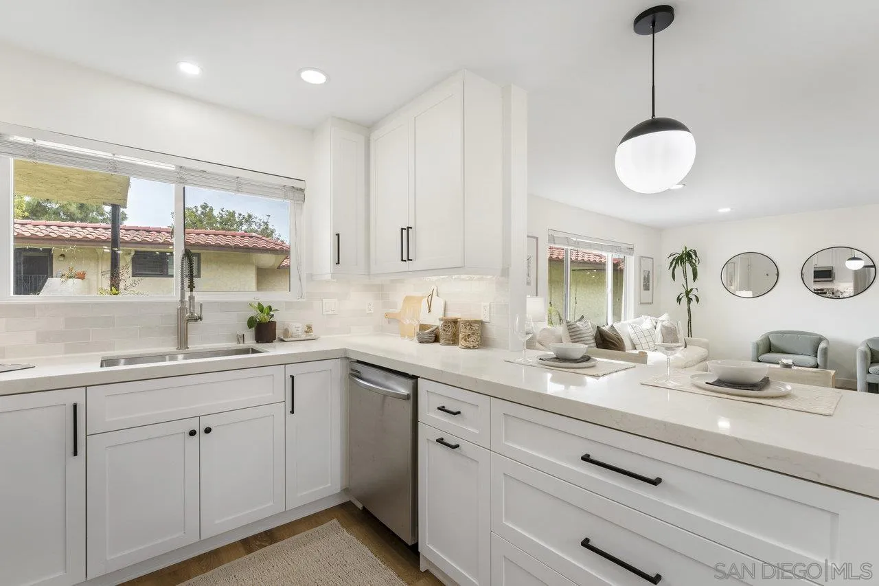 4285 Asher St Unit 28