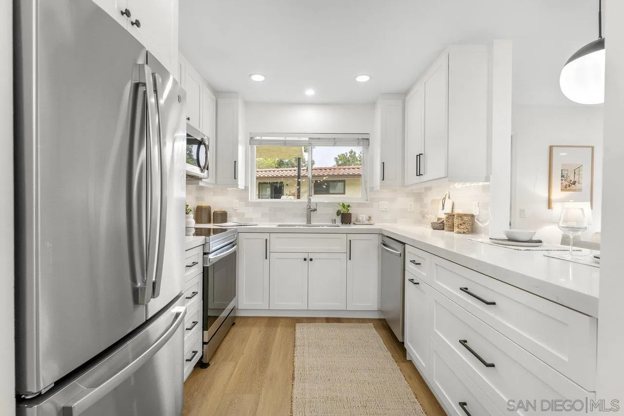 4285 Asher St Unit 28