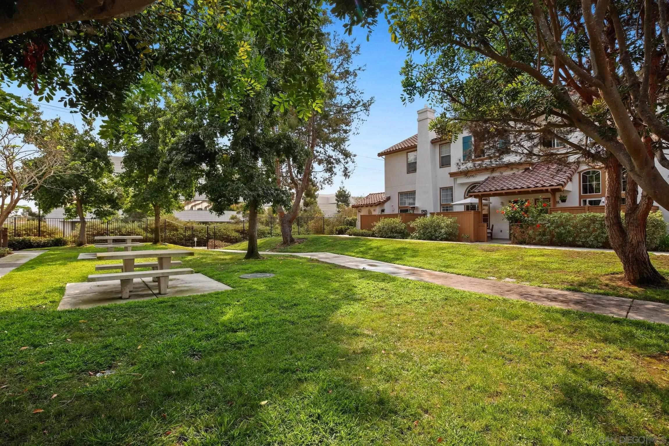 10288 Wateridge Cir Unit 250