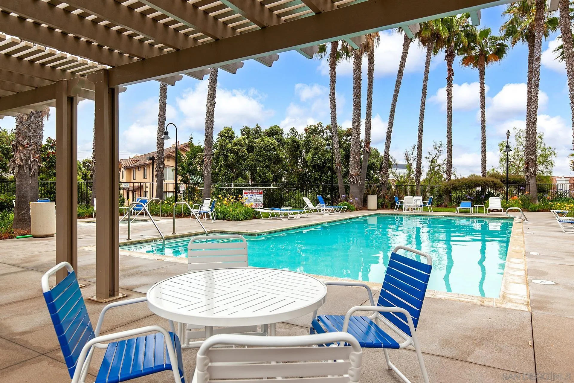 10288 Wateridge Cir Unit 250