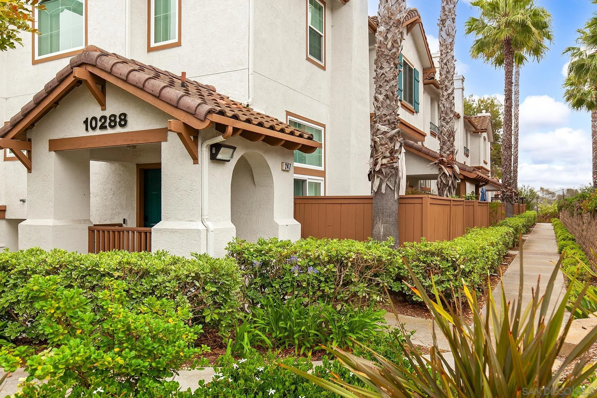 10288 Wateridge Cir Unit 250
