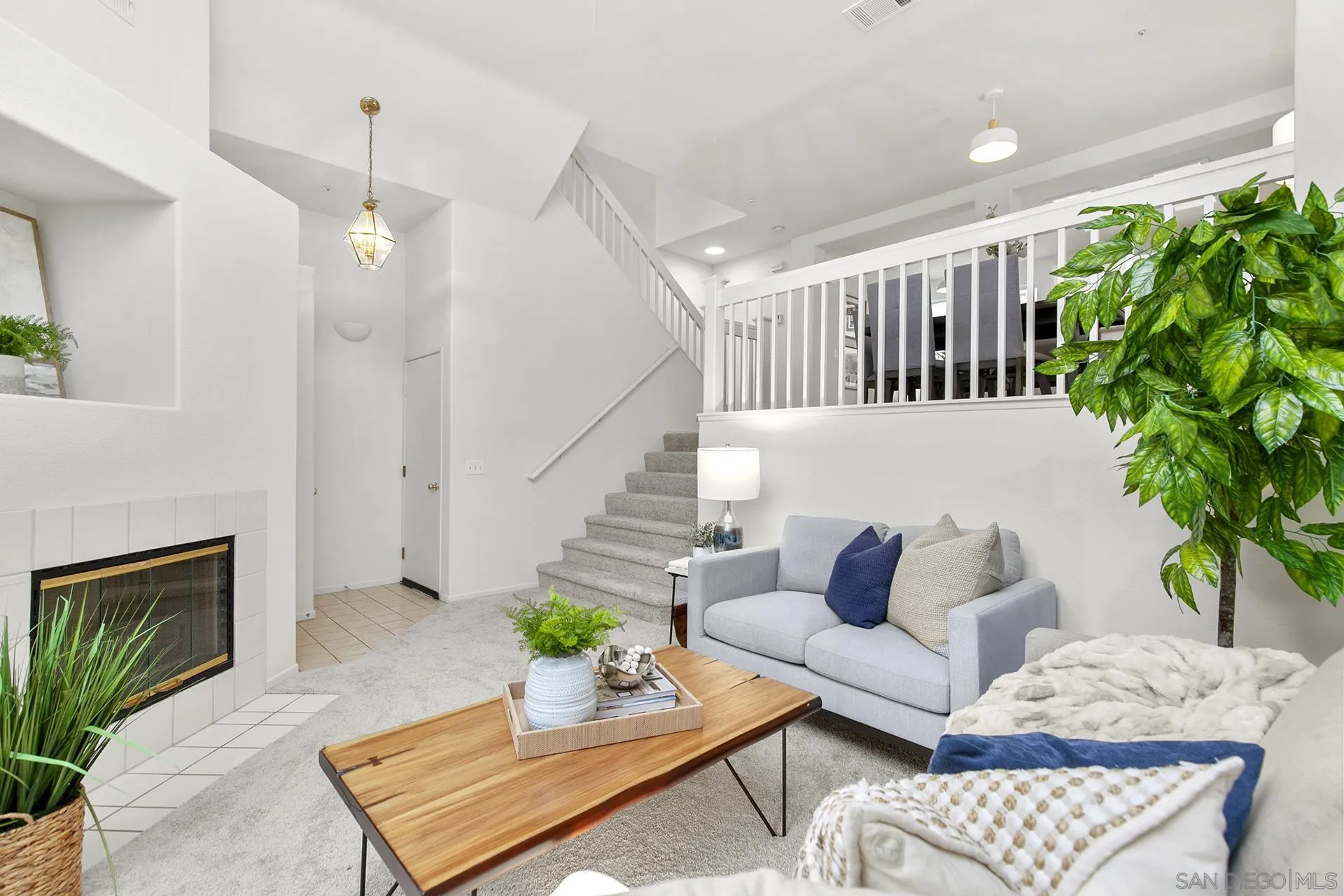 10288 Wateridge Cir Unit 250