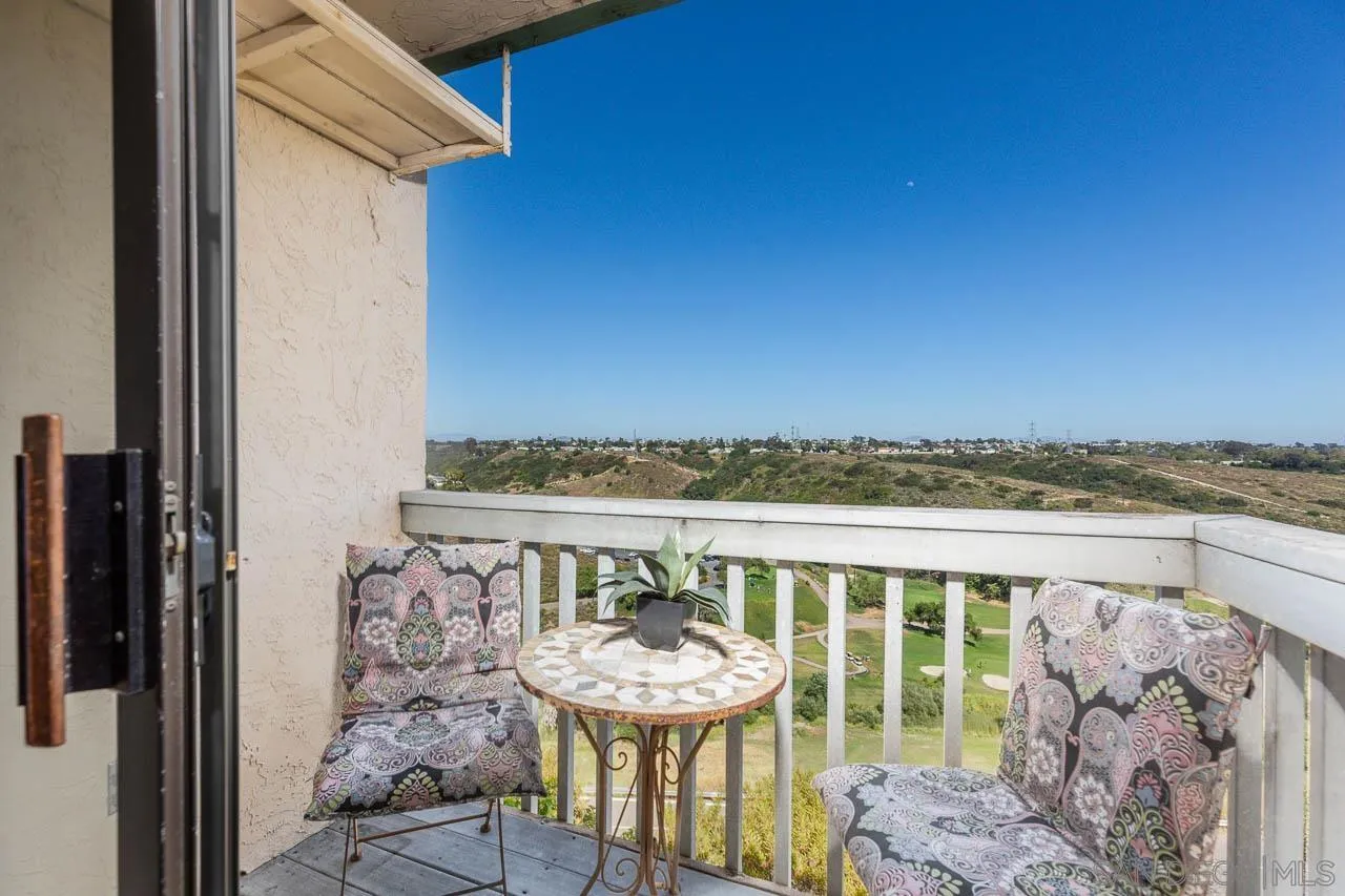 2905 Cowley Way Unit H