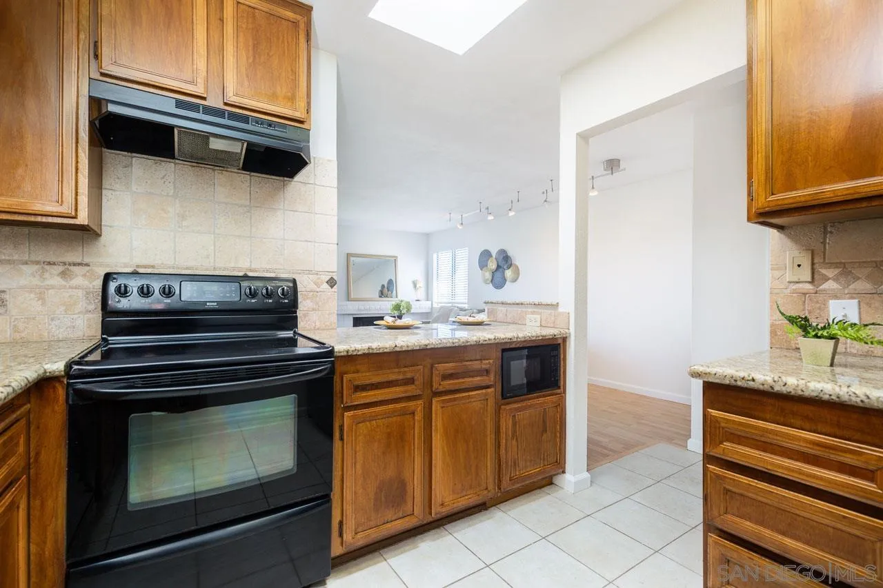 2905 Cowley Way Unit H
