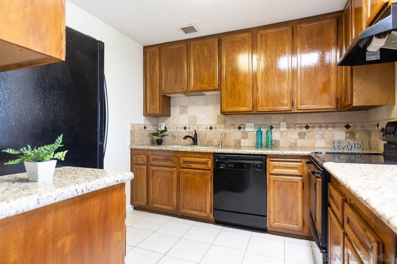 2905 Cowley Way Unit H